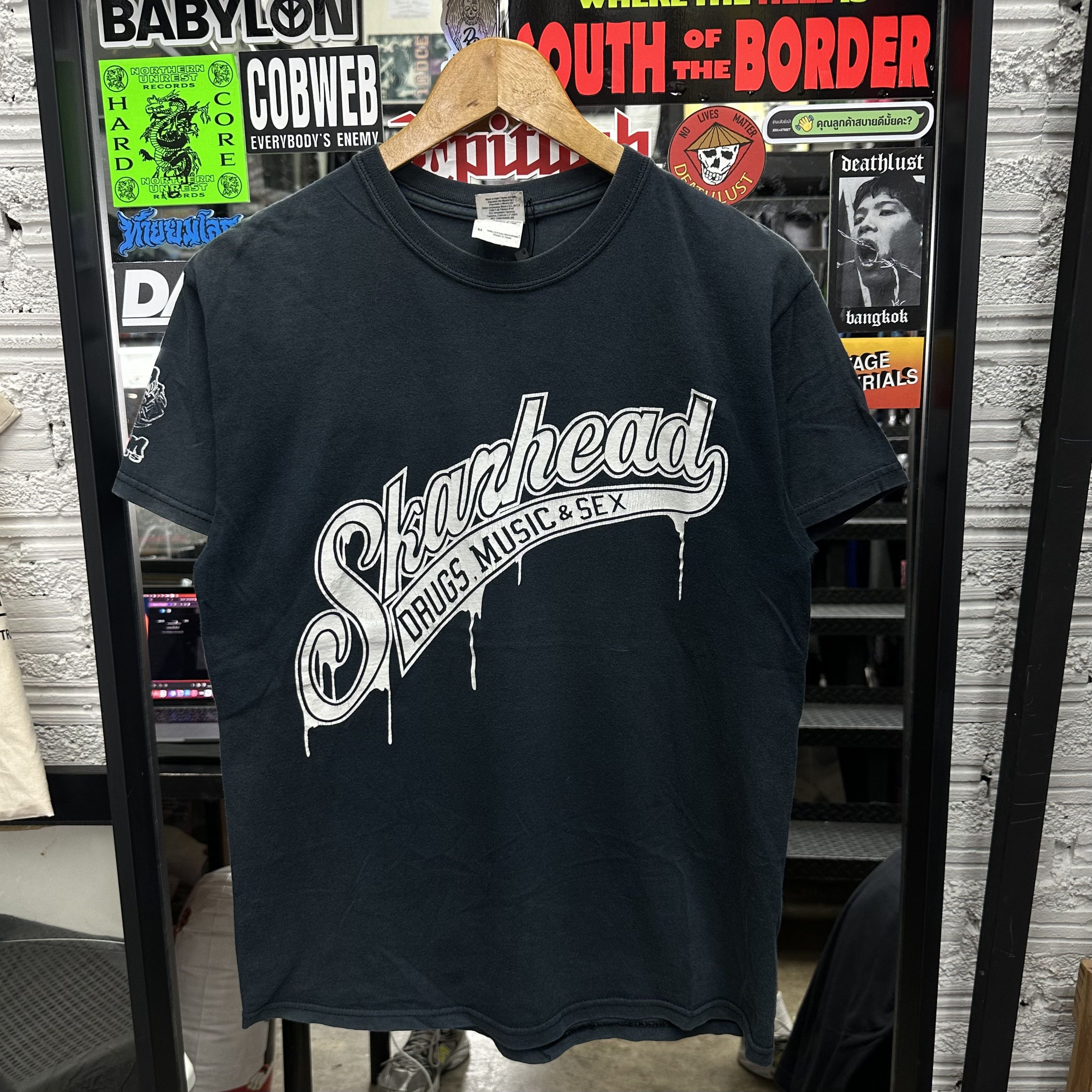 Band Tees SKARHEAD Vintage 2000s Drugs Music Sex Size US M / EU 48-50 / 2 - 1 Thumbnail