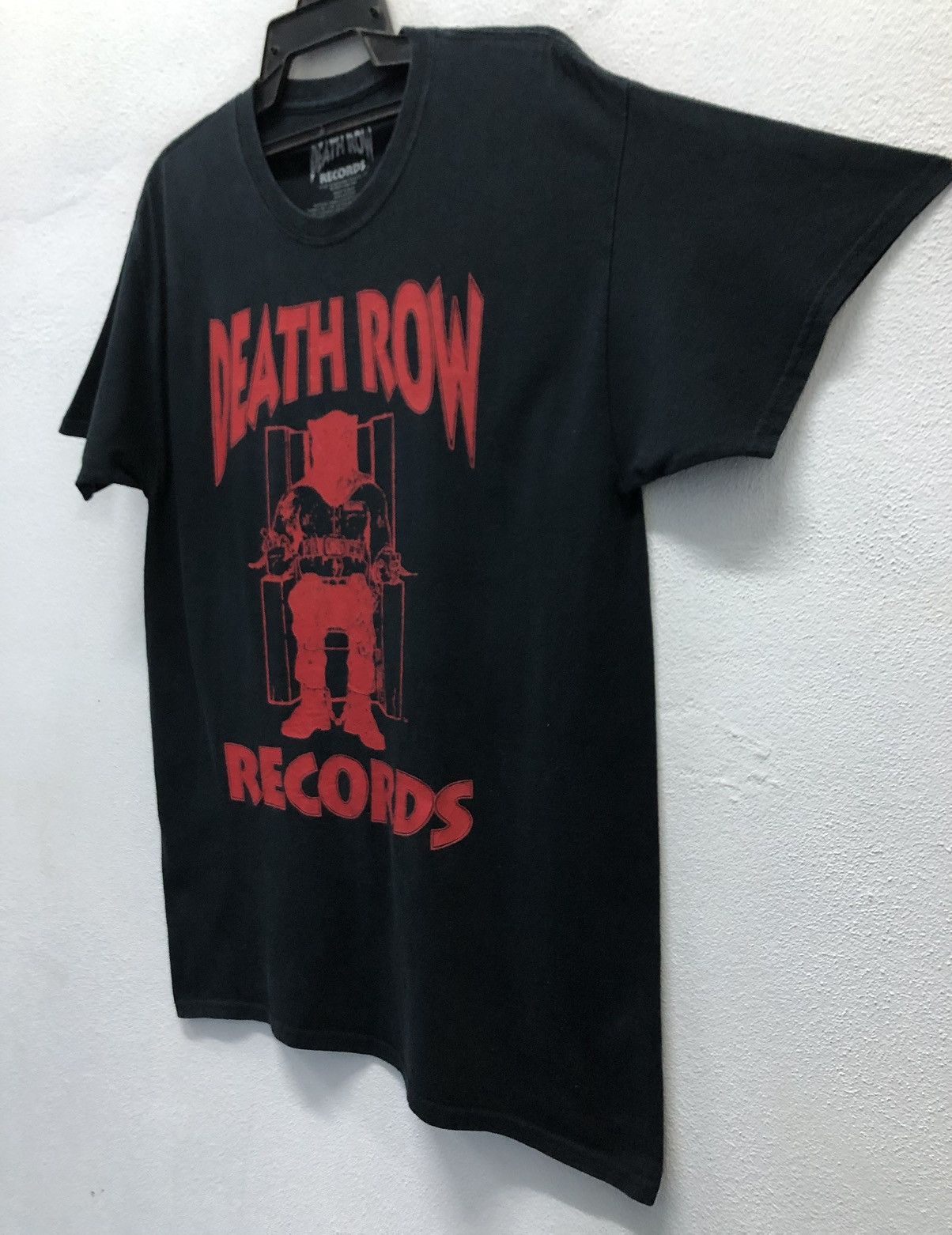 Death Row Records 2021 Entertainment One U.S. Death Row Records T-Shirt Size US L / EU 52-54 / 3 - 5 Thumbnail