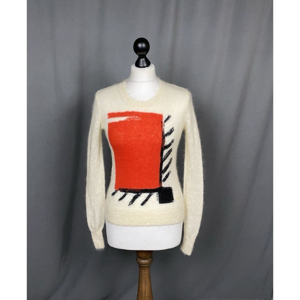 Burberry Burberry Graphic Print Women's Beige Cashmere Crewneck Sweat Size S / US 4 / IT 40 - 1 Thumbnail
