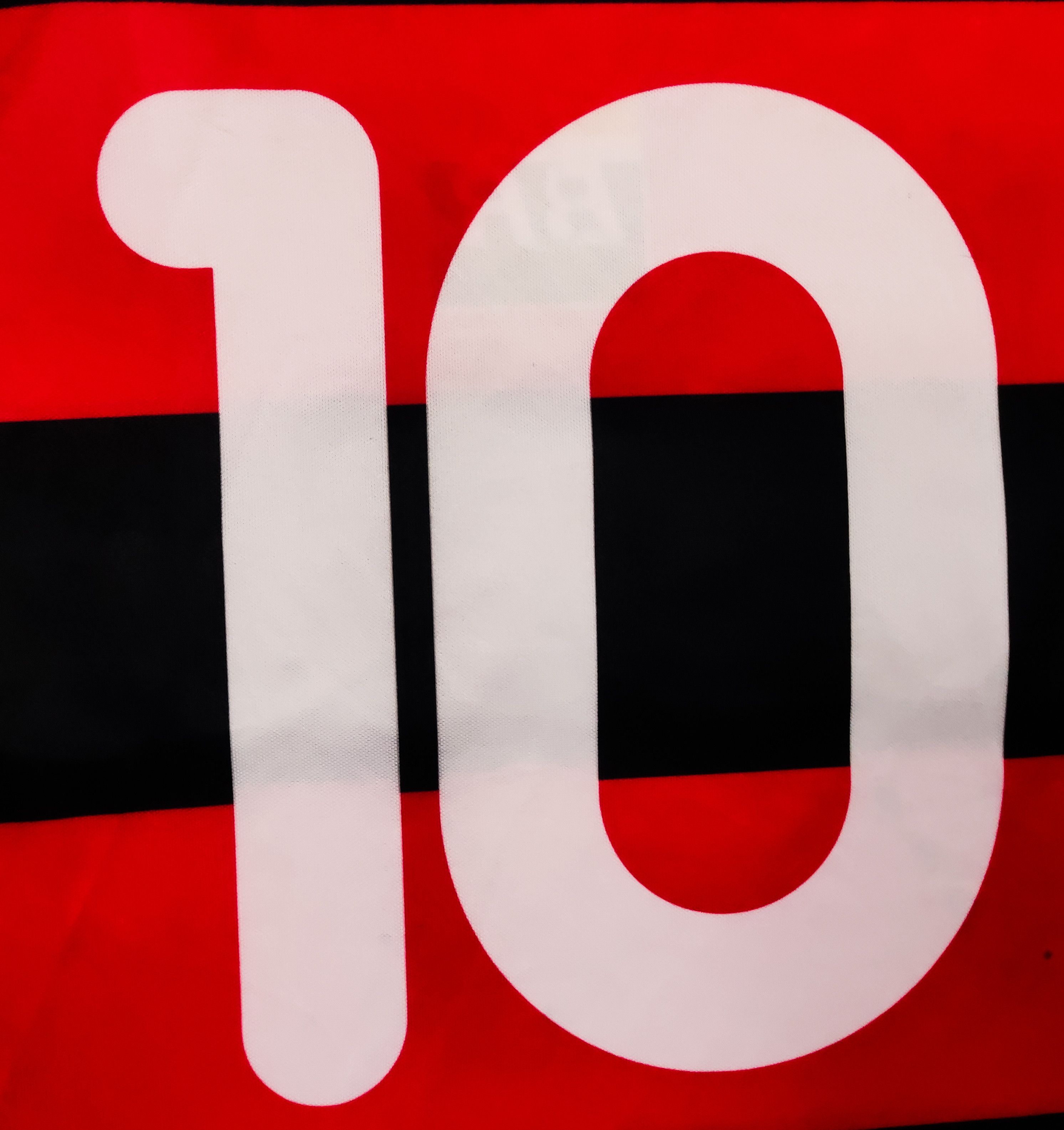 Nike Flamengo 2002 2003 Nike Signed Home Shirt Kit Jersey Brazil Size US L / EU 52-54 / 3 - 11 Thumbnail