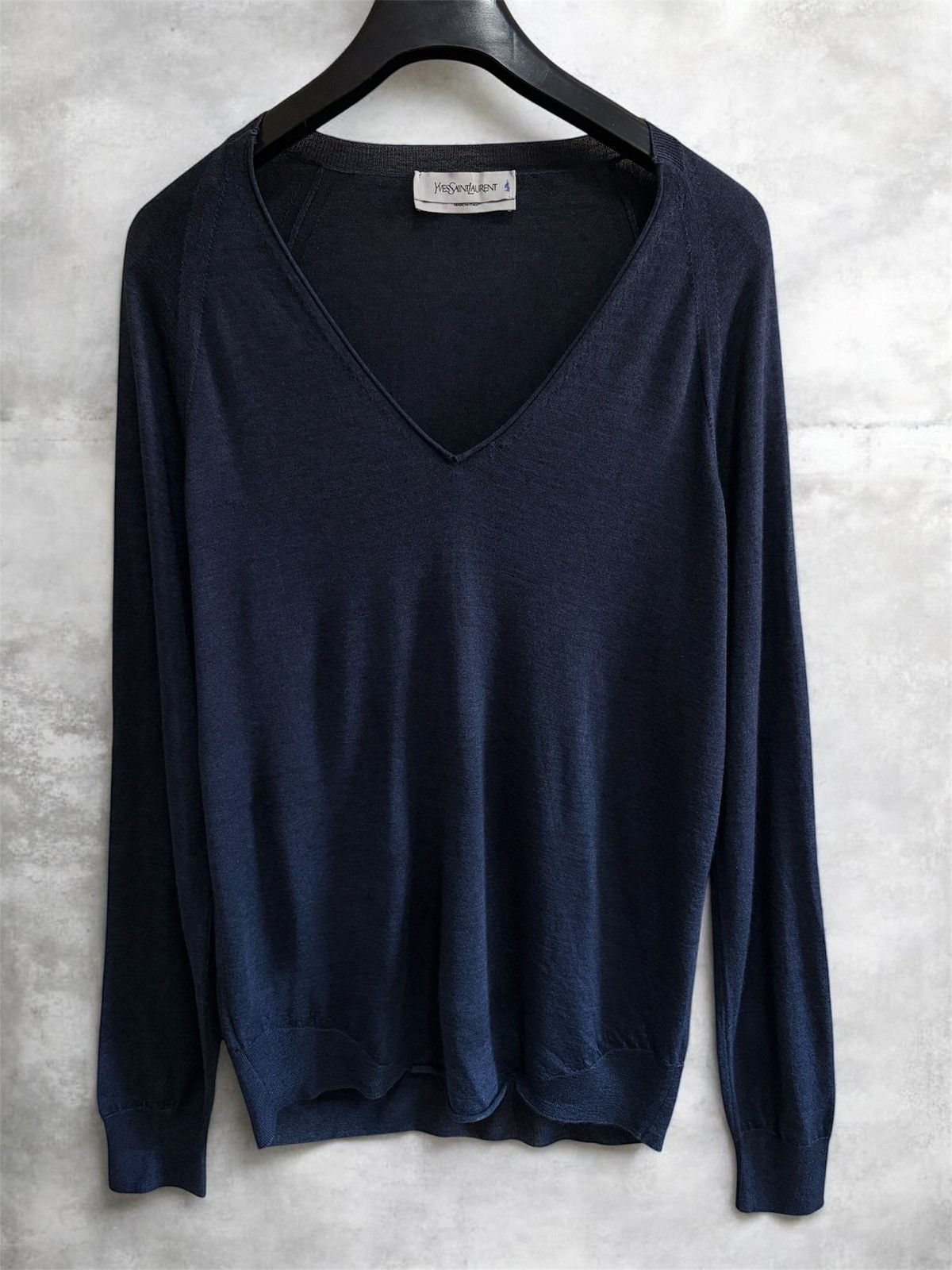 Yves Saint Laurent Yves Saint Laurent YSL Cashmere Silk V-Neck Sweater Navy XL Size US XL / EU 56 / 4 - 1 Thumbnail