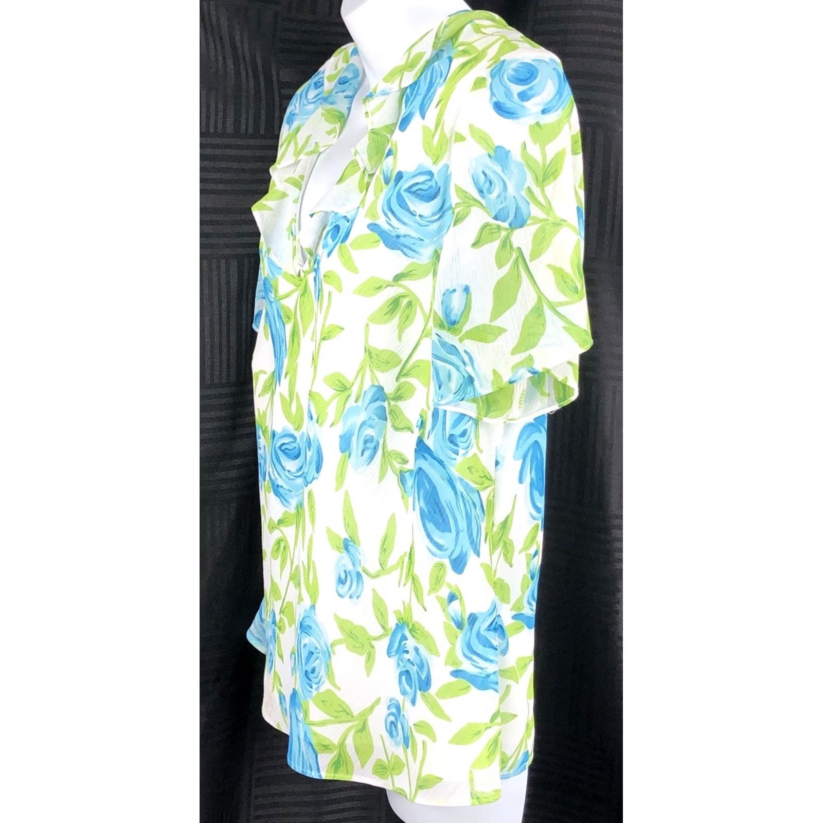 Vintage Danny Nicole Flowy Chiffon top 18 blue Floral ruffles V-neck Romantic Cottage Size XXL / US 16-18 / IT 52-54 - 2 Thumbnail