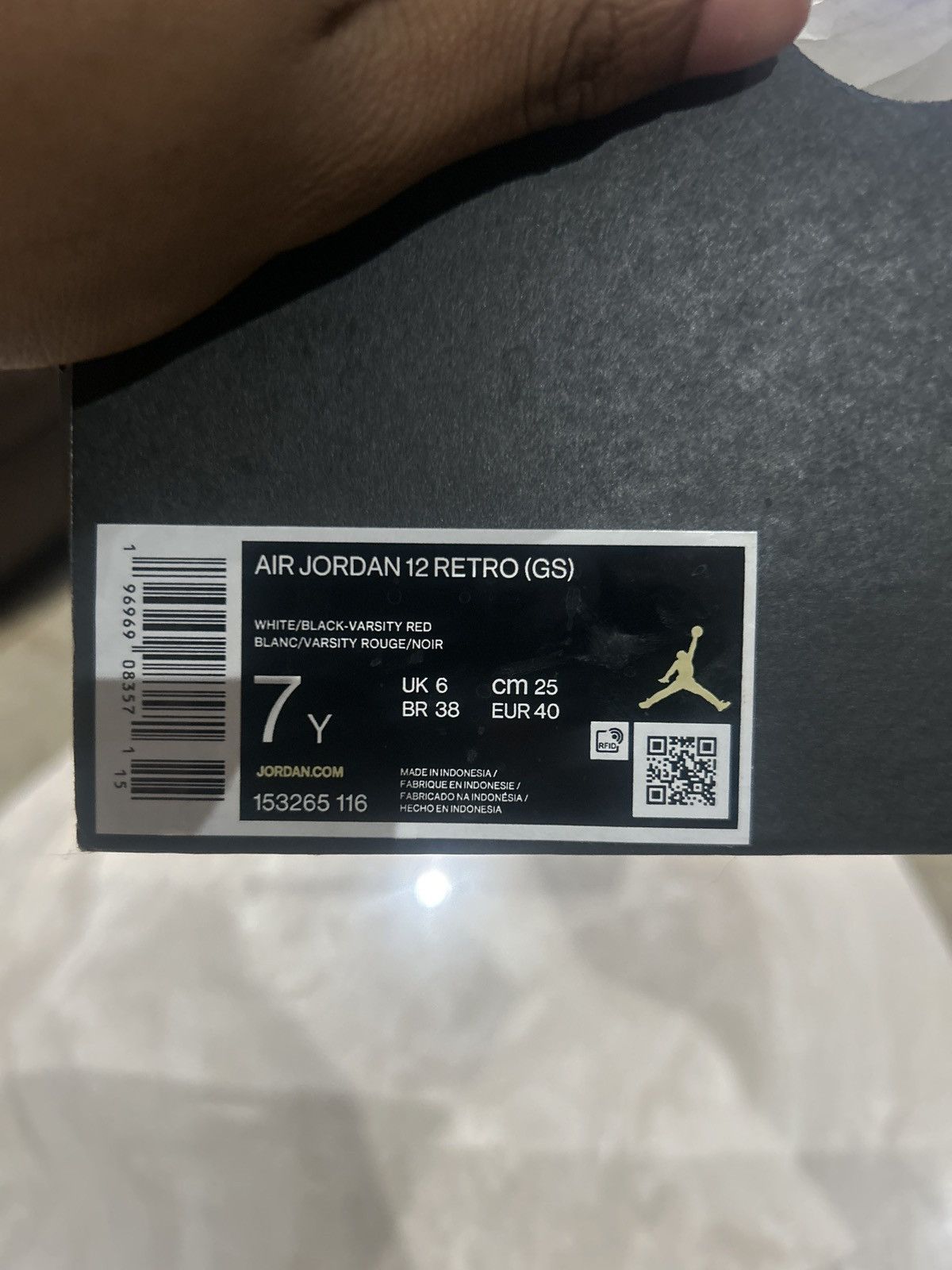 Nike Air Jordan Retro ‘Cherry’ (GS) 2023 Size US 7 / IT 37 - 7 Thumbnail