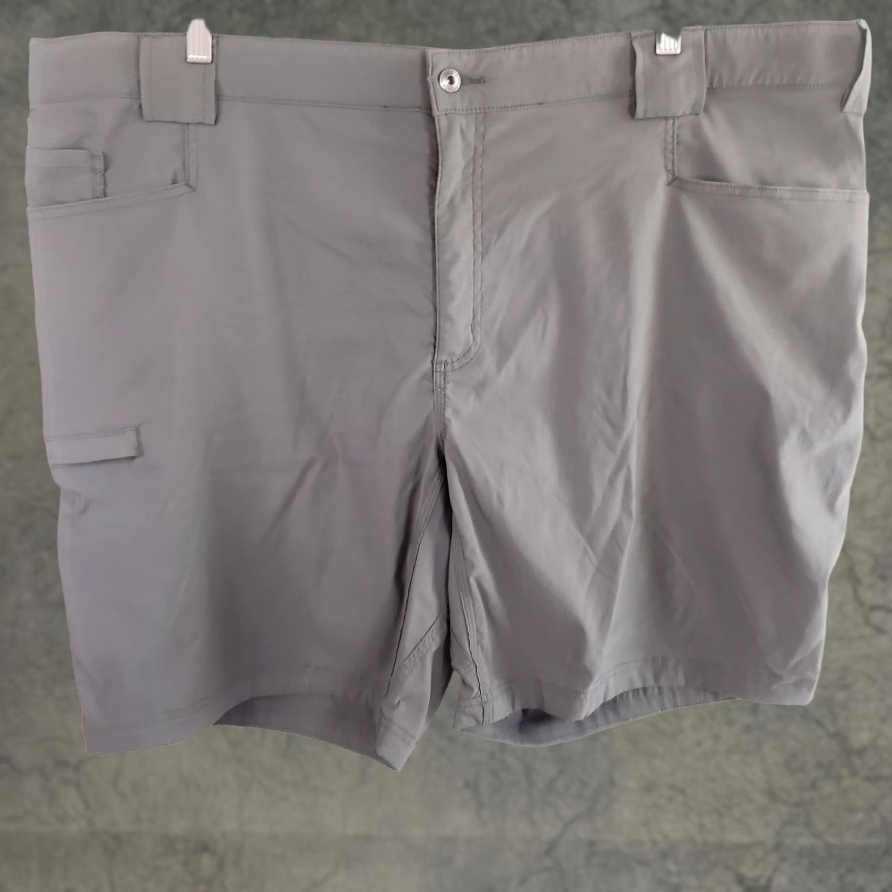 Vintage Duluth Trading Cargo Shorts Men's Gunmetal Gray Nylon Spandex 46"x9" Dry on the Fly Pockets Size US 30 / EU 46 - 1 Thumbnail