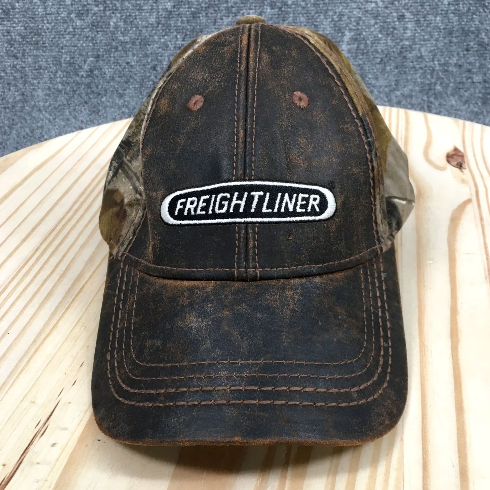 Logo 7 Freight Liner Baseball Cap Unisex Brown OS Adjustable Leather Embroidered Logo Size ONE SIZE - 2 Thumbnail