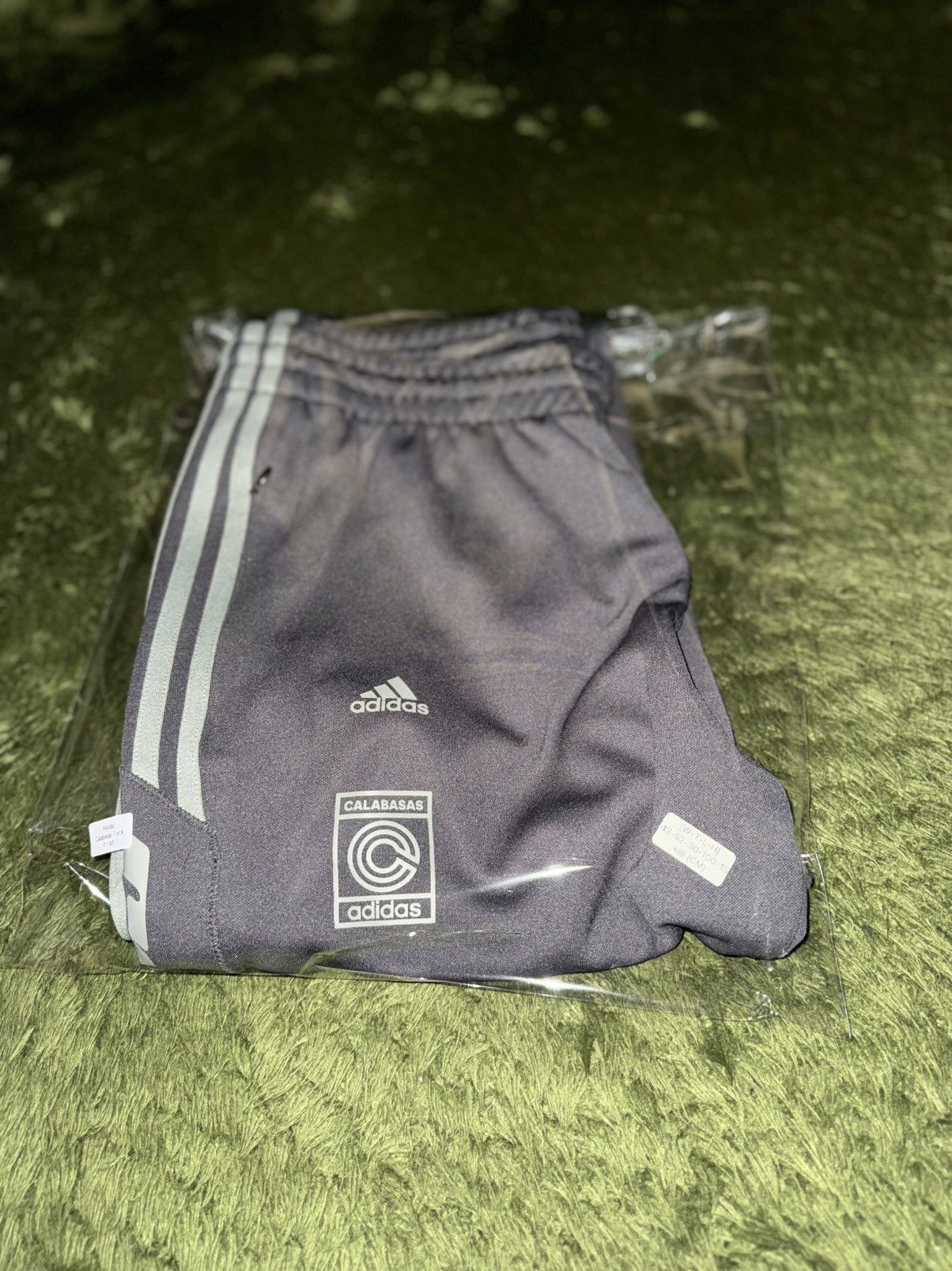 Adidas [M] Adidas Yeezy Calabasas Track Pants Core Size US 34 / EU 50 - 11 Thumbnail