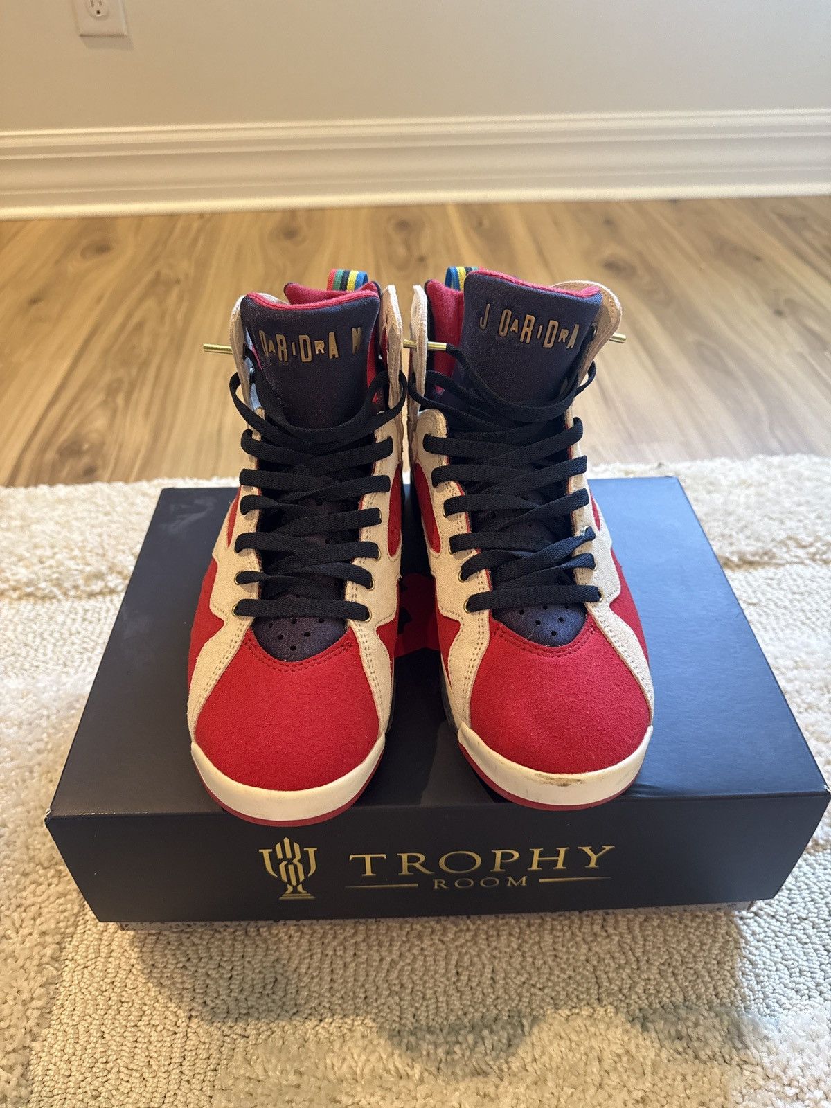 Jordan Brand Nike Air Jordan 7 Retro x Trophy Room “New Sheriff in Town” Size US 9.5 / EU 42-43 - 3 Thumbnail