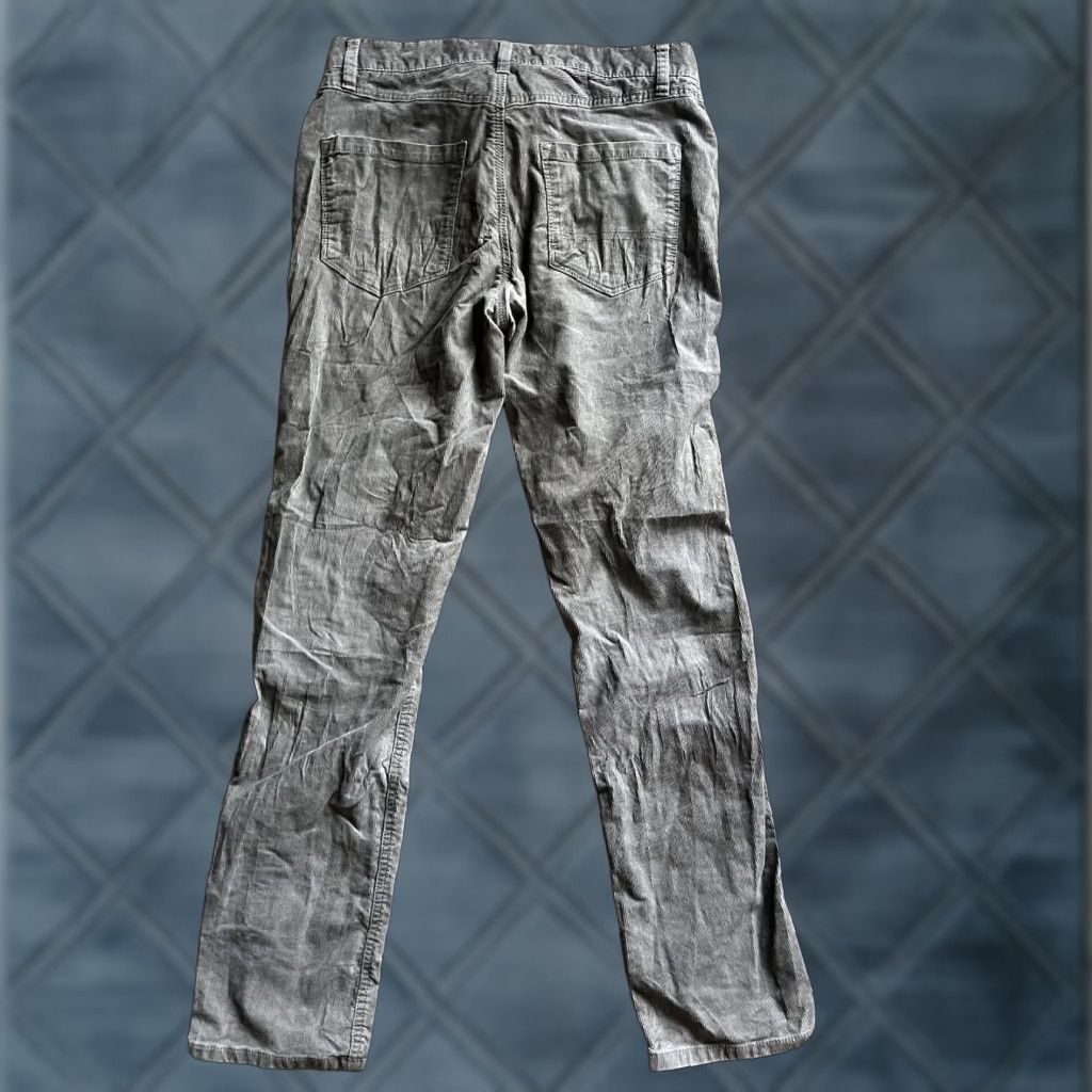 Tommy Hilfiger VINTAGE Tommy Hilfiger Gray Corduroy Chino Pants Mens 30x32 Distressed 90s Retro Size US 30 / EU 46 - 1 Thumbnail