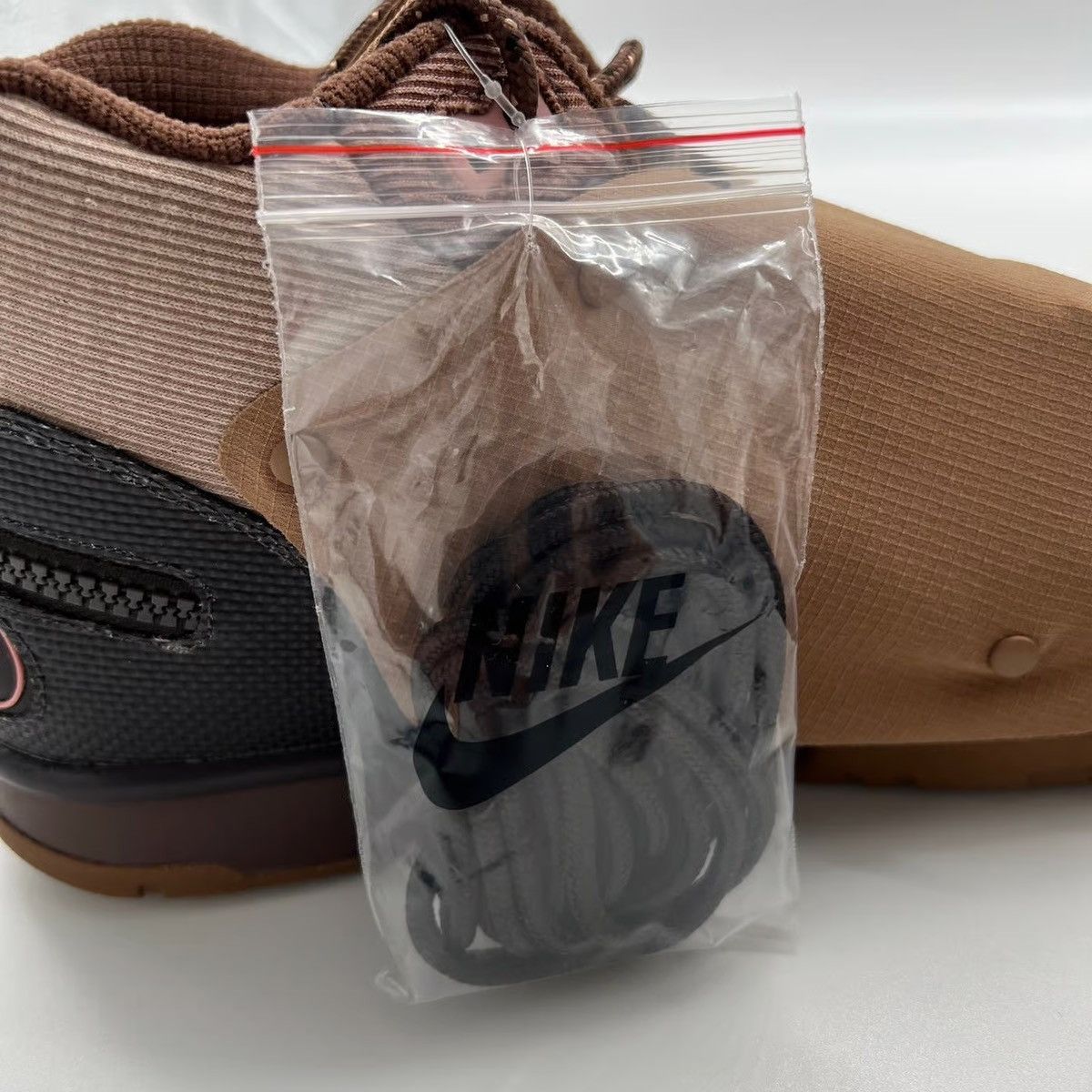 Nike × Travis Scott Nike Air Trainer 1 SP Travis Scott Wheat Size US 10.5 / EU 43-44 - 8 Thumbnail