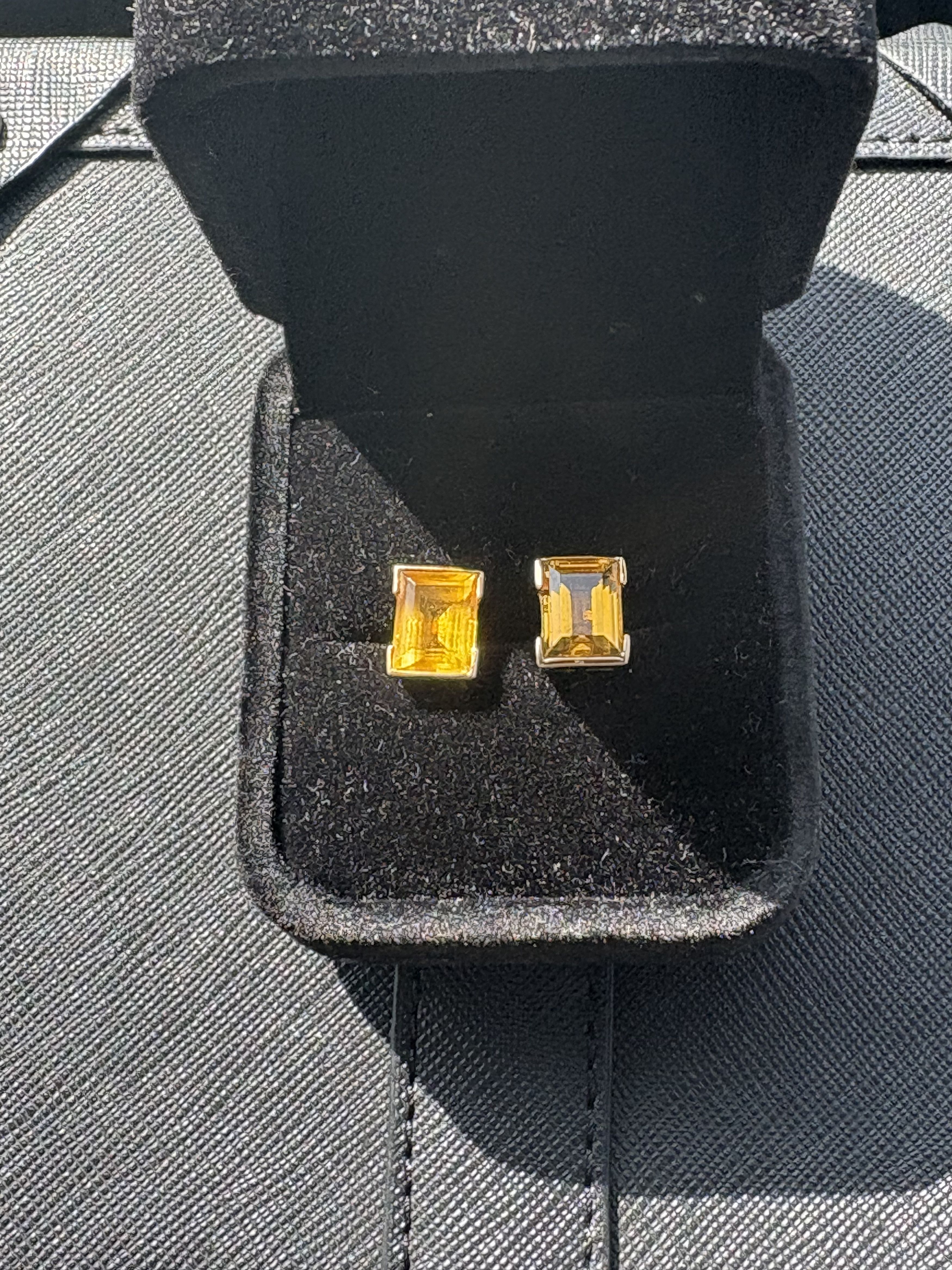 Other Unbranded Stud Earrings Size ONE SIZE - 1 Preview