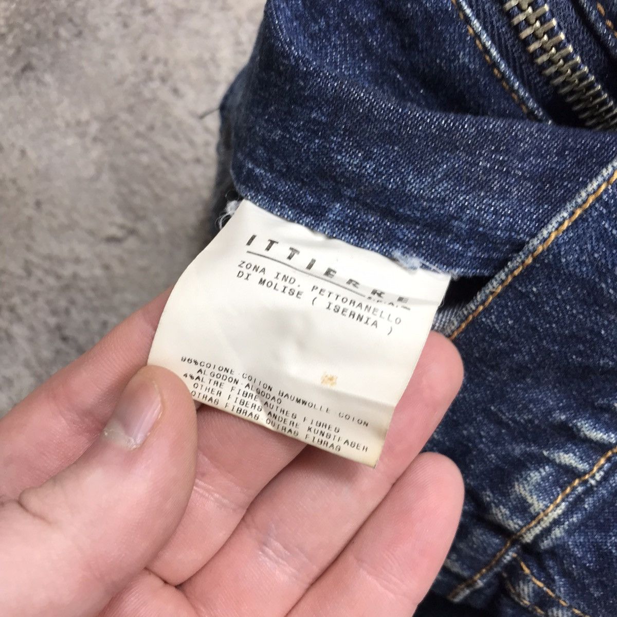 Vintage Vintage D&G Washed Blue Zip Up Jacket Y2K Streetwear Boxy M Size M / US 6-8 / IT 42-44 - 9 Thumbnail