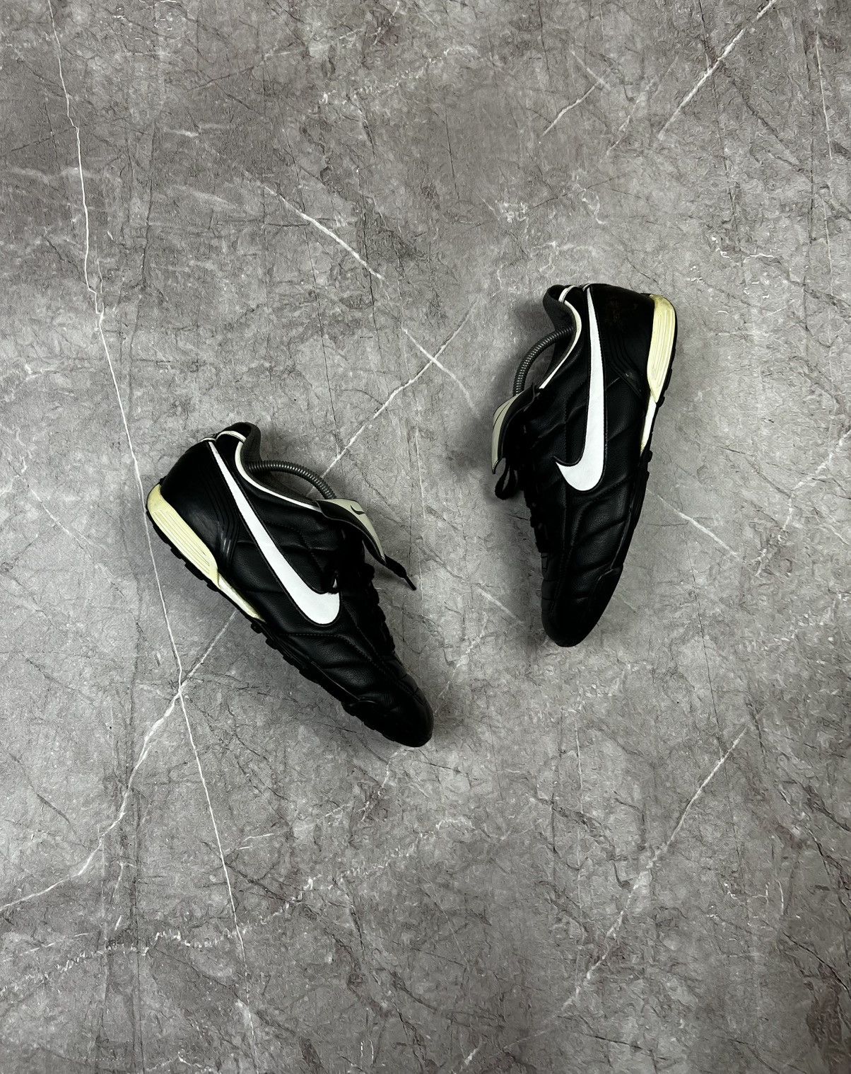 Nike Nike Tiempo 2006 Vintage Leather Soccer Shoes Size US 11 / EU 44 - 1 Thumbnail