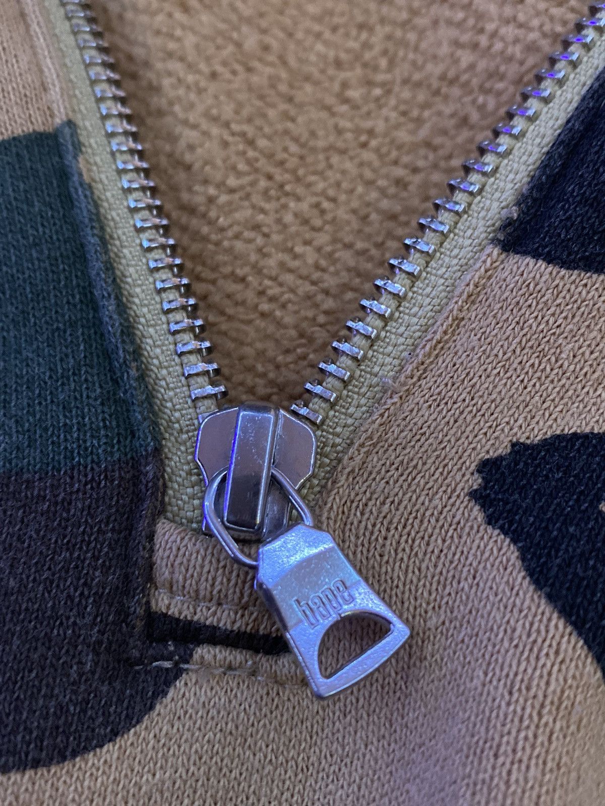 Bape 1ST CAMO PONR SHARK HALF ZIP HOODIE Size US S / EU 44-46 / 1 - 9 Thumbnail