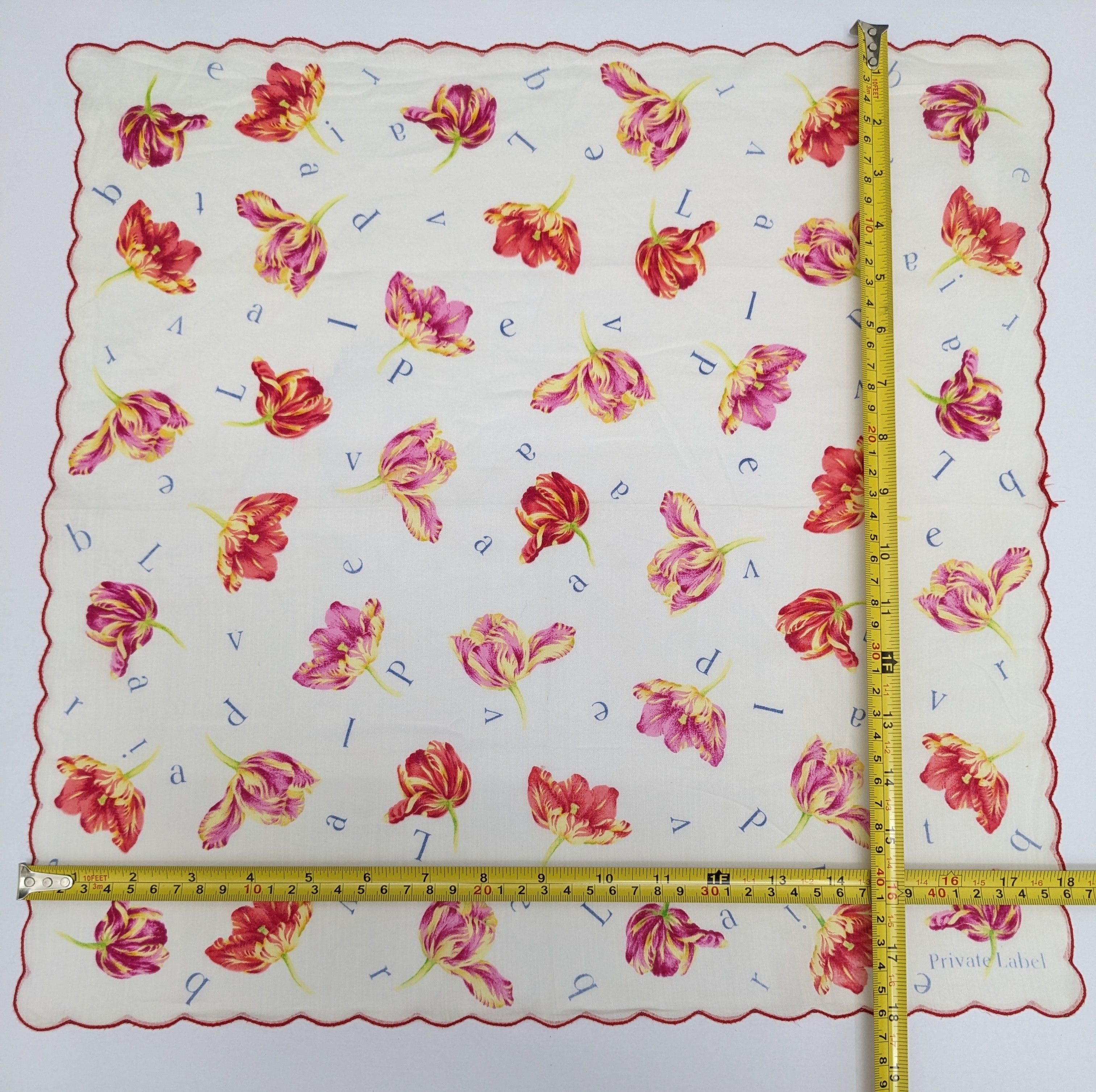 Japanese Brand Private Label Designer Red Tulips Floral Scalloped Size ONE SIZE - 4 Thumbnail