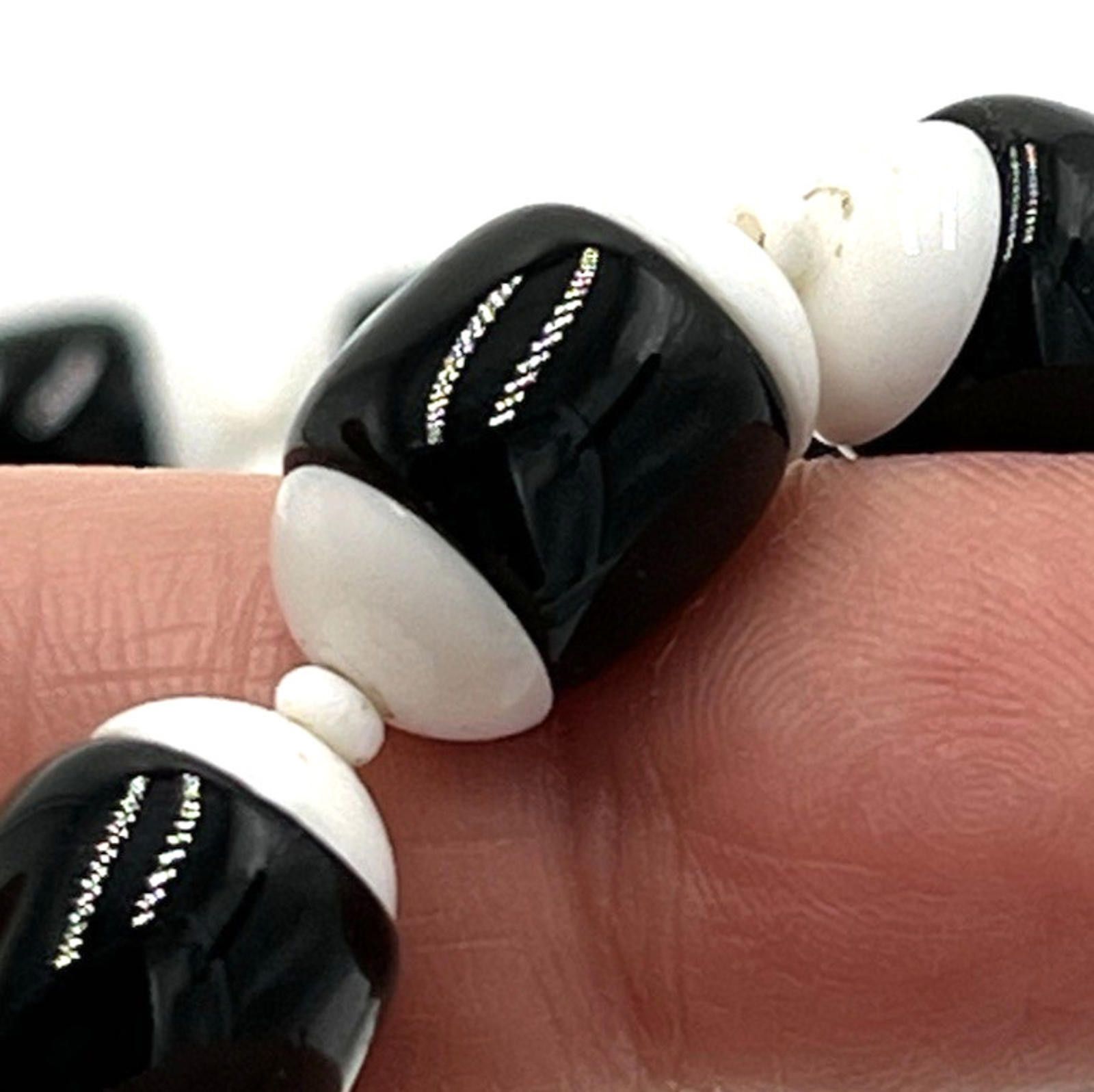Other Miriam Haskell White Black Milk Glass Bead Necklace Size ONE SIZE - 4 Thumbnail