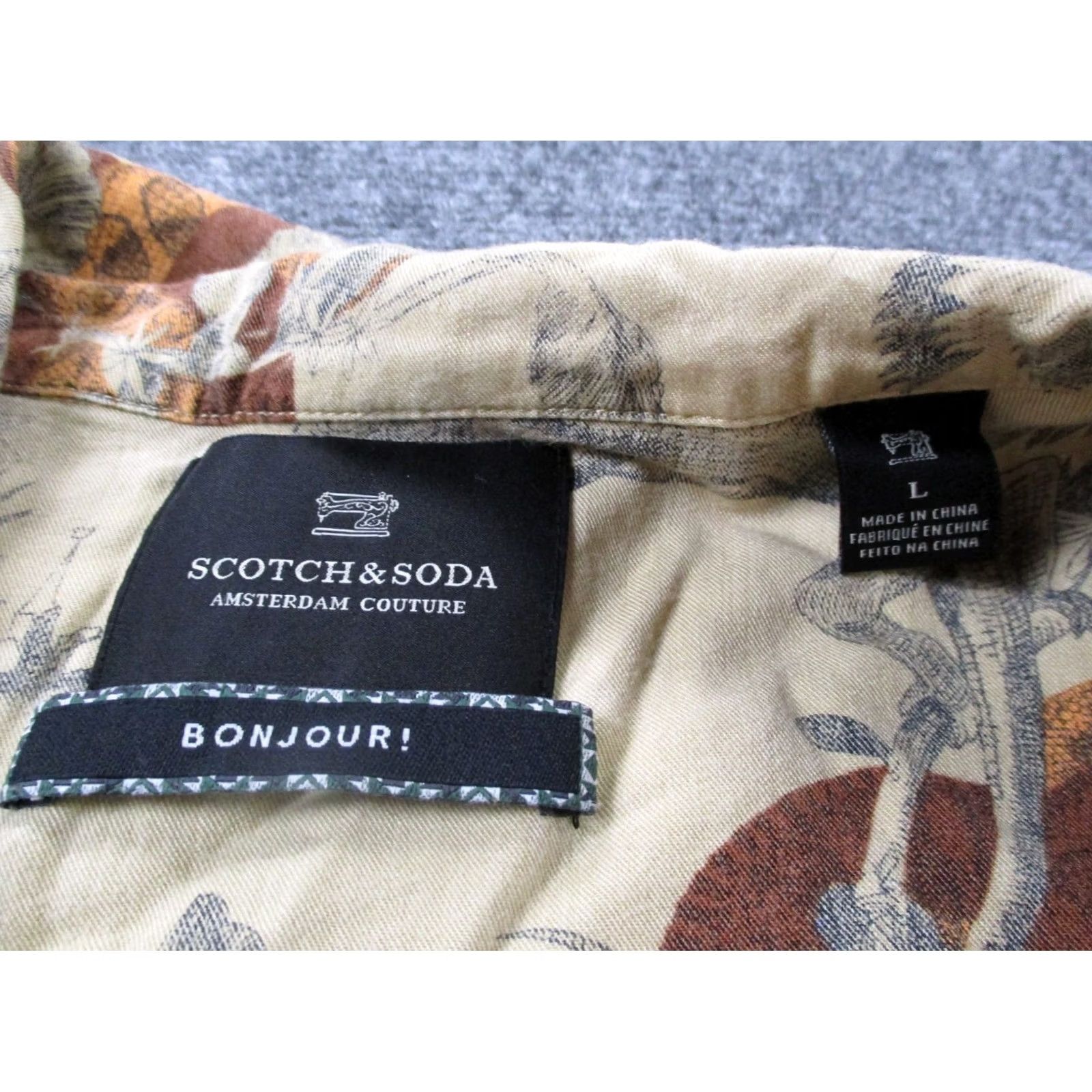 Scotch & Soda VINTAGE Scotch Soda Shirt Mens L Viscose Hawaiian Snake Bird Print Loose Beach Bonjour Beige Size US L / EU 52-54 / 3 - 6 Thumbnail