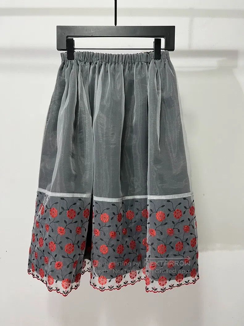 Comme des Garcons Comme Des Garcons Floral Embroidered Tulle Double Layer Sk Size 23" - 1 Thumbnail