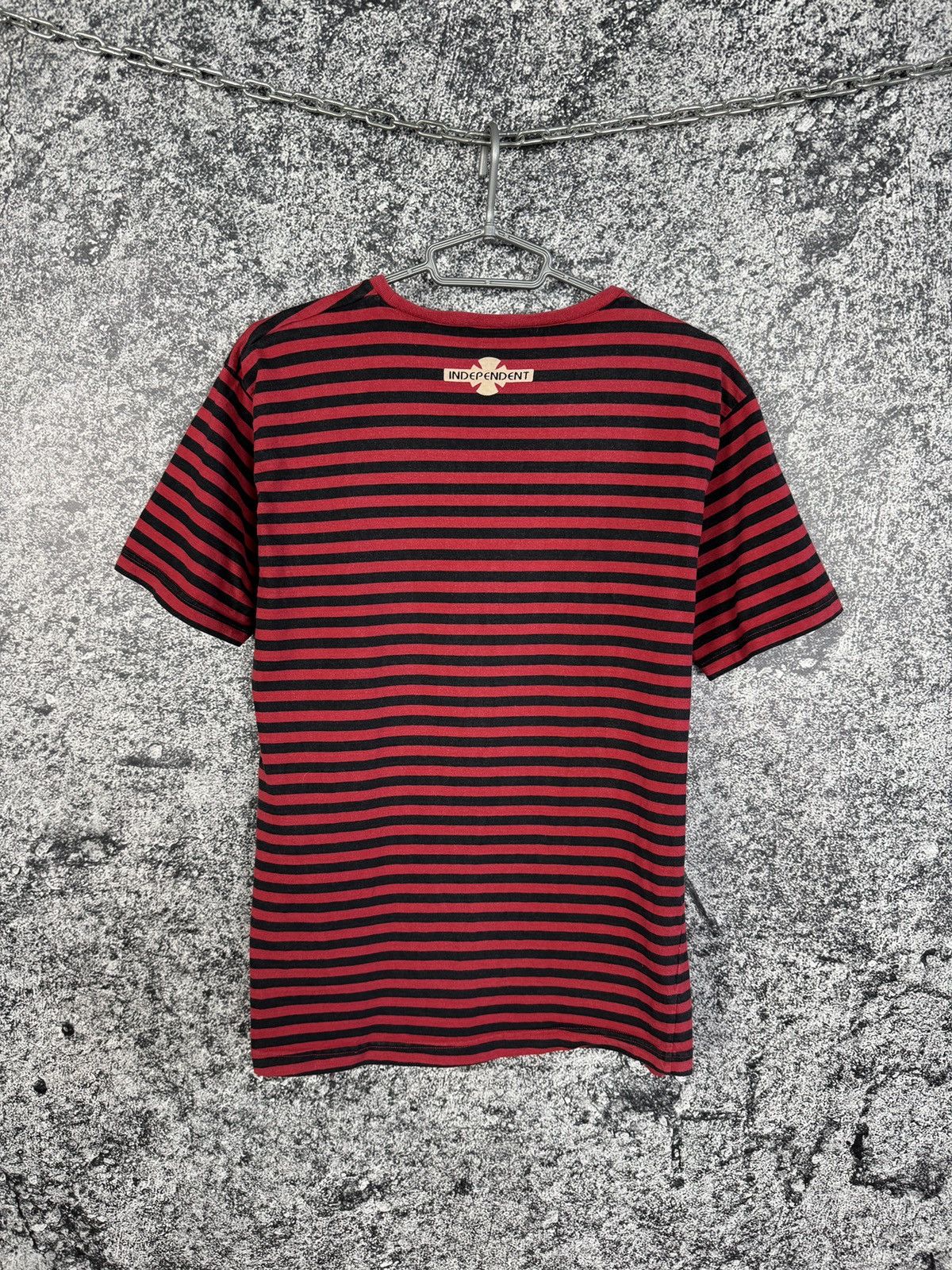 Independent Truck Co. × Vintage Men’s Vintage Independent Striped T-Shirt 90s Size S Size US S / EU 44-46 / 1 - 9 Thumbnail