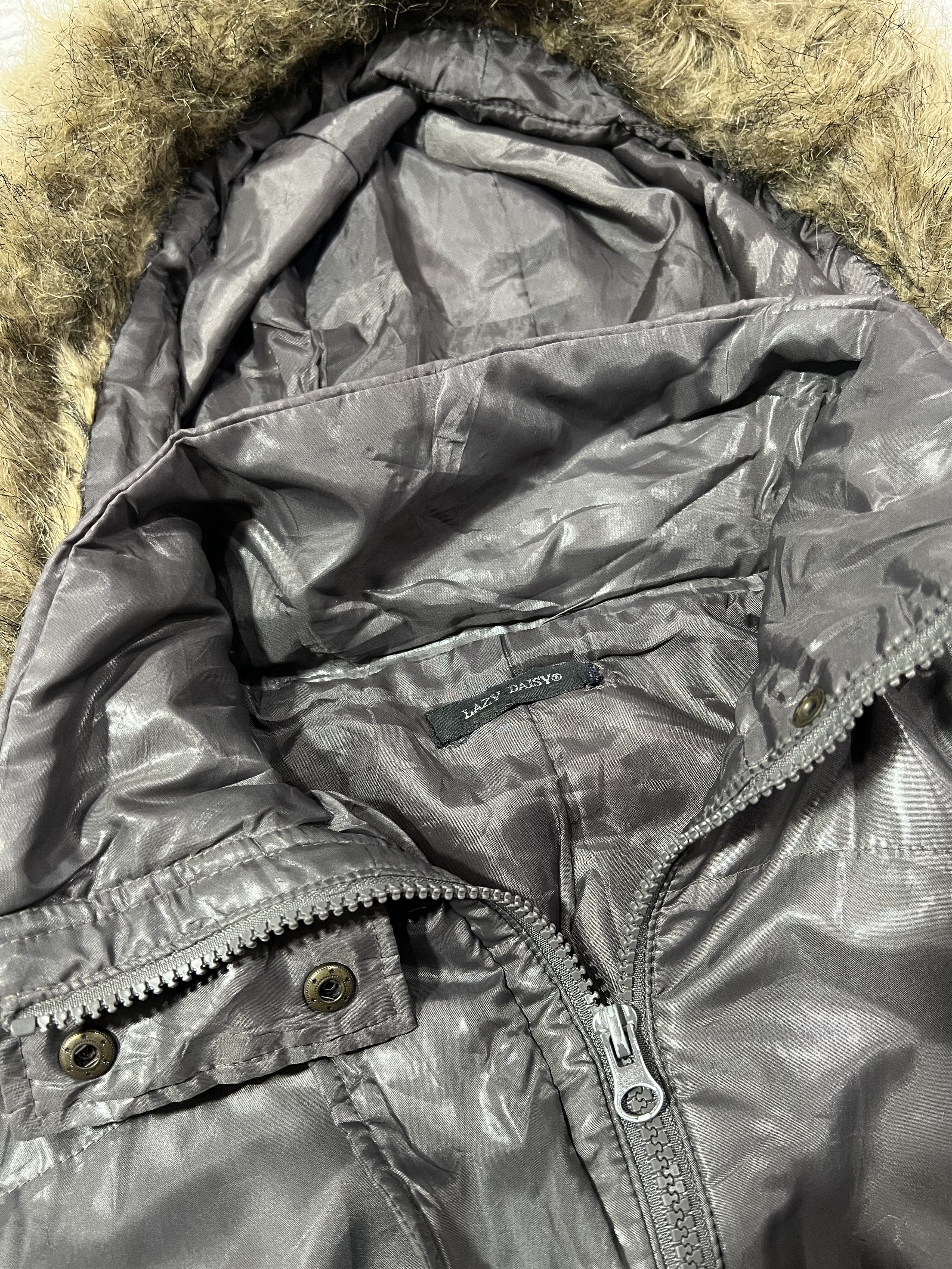 If Six Was Nine 2000s Japanese Archival Hysteric 14th Fur Bomber y2k Lgb Size US S / EU 44-46 / 1 - 4 Thumbnail