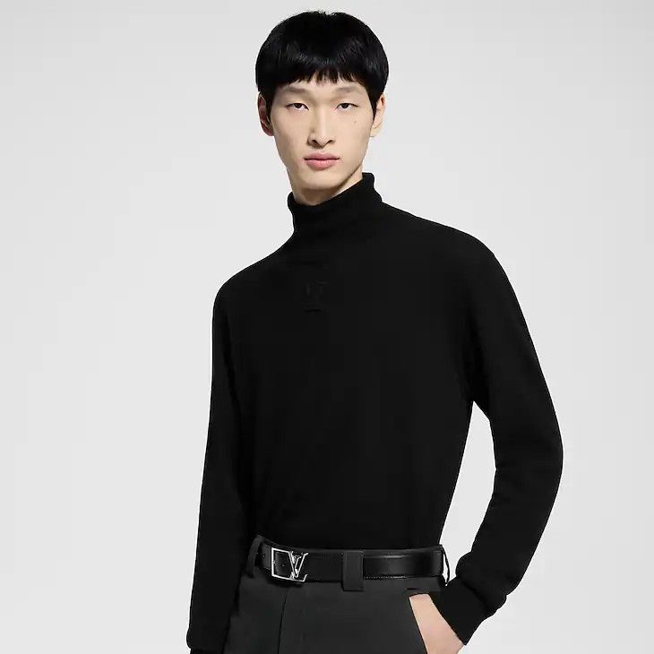 Louis Vuitton LVSE LV Embossed Turtle Neck Size US M / EU 48-50 / 2 - 2 Thumbnail