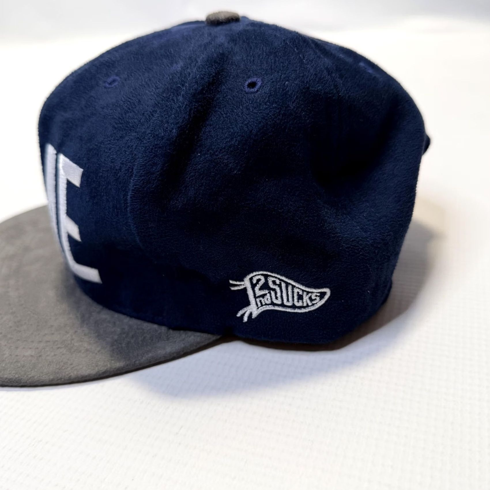 Vintage Hall Of Fame Hat Cap Snap Back Mens Navy Gray Suede FAME Embroidered 2nd Sucks Adjustable Snapback Structured Six-Panel Navy Blue Gray Suede Bill Size ONE SIZE - 3 Thumbnail