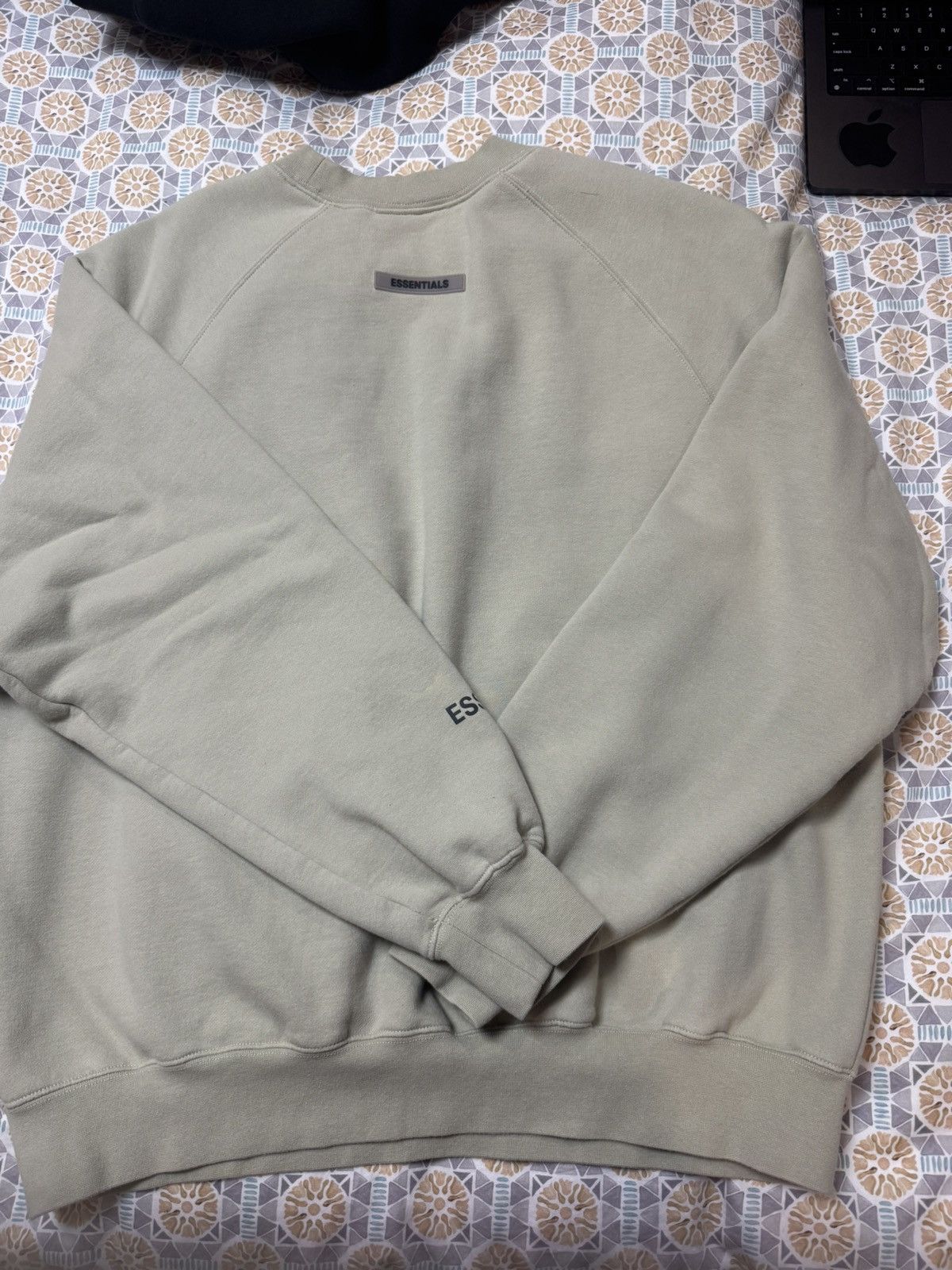 Essentials × Fear of God Fear of God ESSENTIALS Crewneck Appliqué Logo Sage Green Size US M / EU 48-50 / 2 - 3 Thumbnail