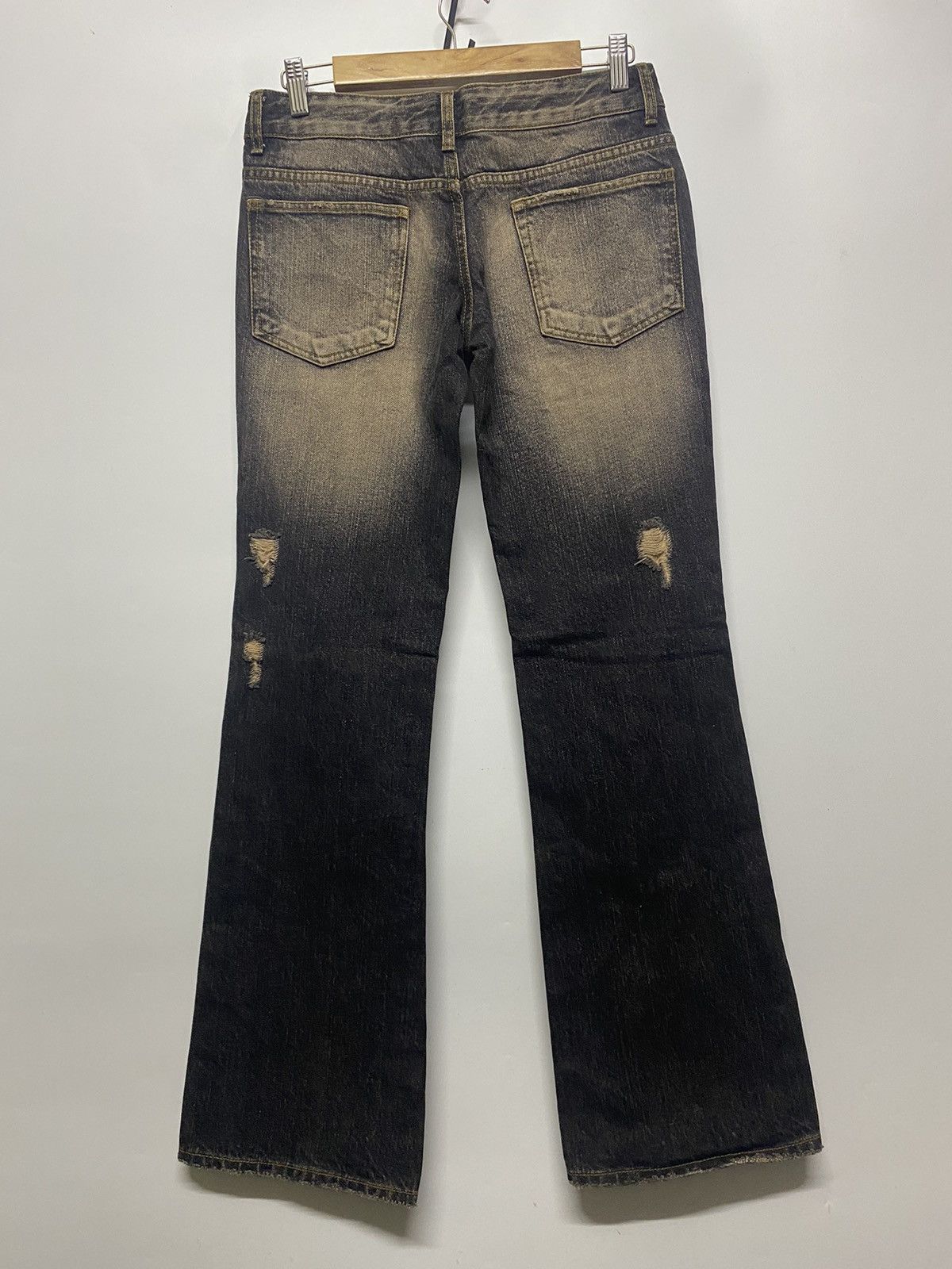 Designer × Japanese Brand FUGA DISTRESSED JEANS FLARED BOOTCUT DENIM PANT Size 30" / US 8 / IT 44 - 2 Thumbnail
