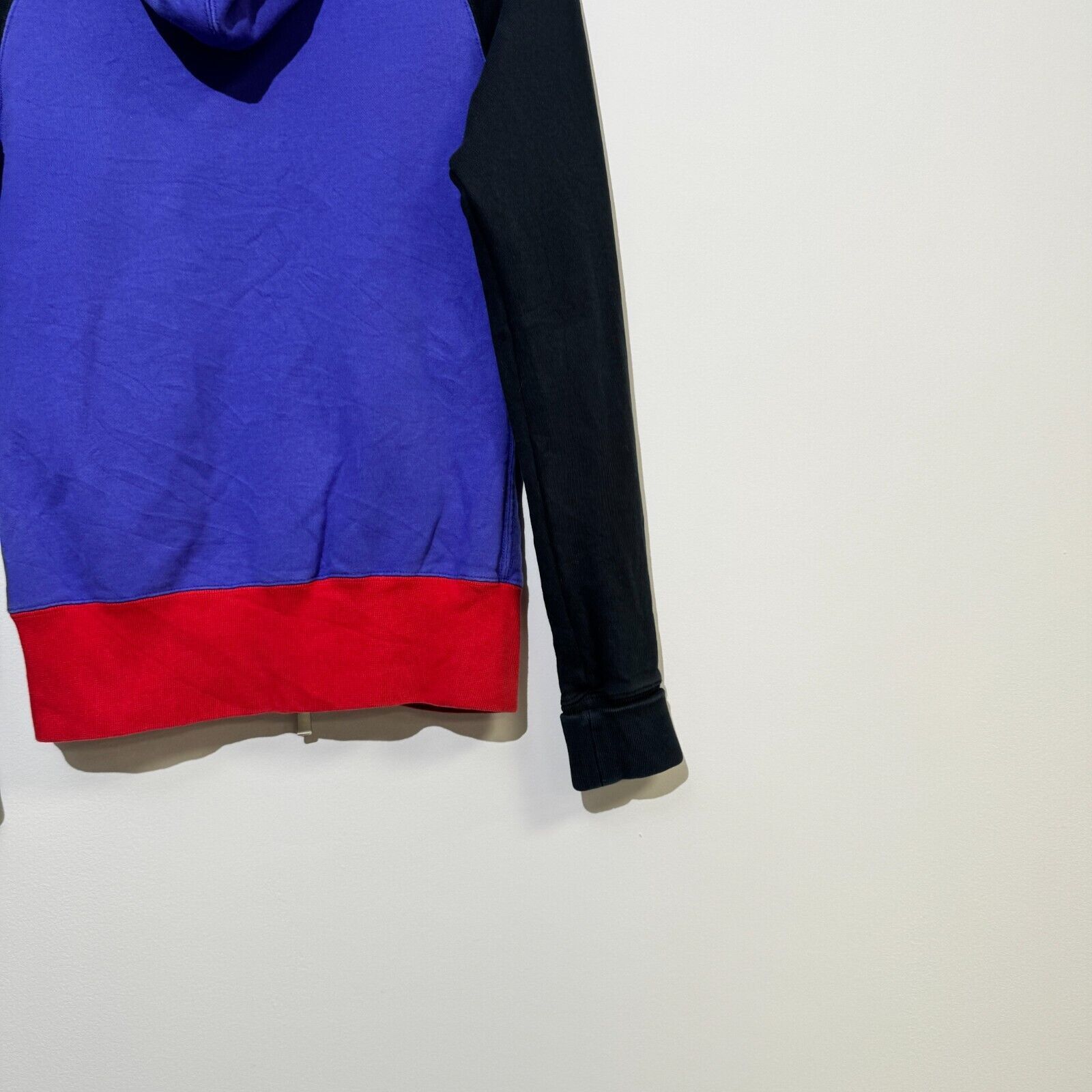 Nike Vintage Nike Unisex Purple Black Cotton Hoodie Size S Size US S / EU 44-46 / 1 - 11 Thumbnail
