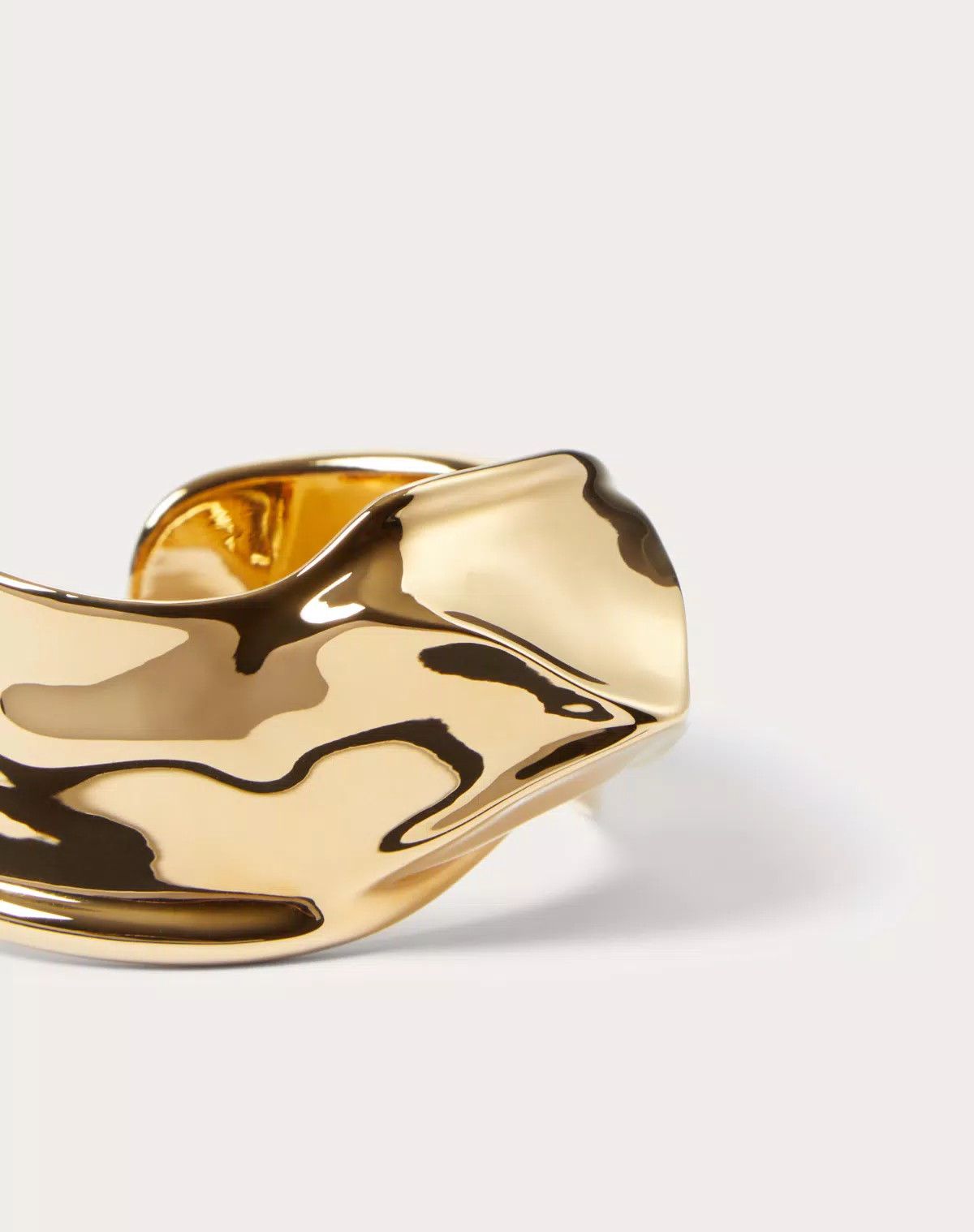 Valentino o1s1wg110625 Size: M / Liquid Stud Metal Bracelet in Golden Size ONE SIZE - 3 Thumbnail