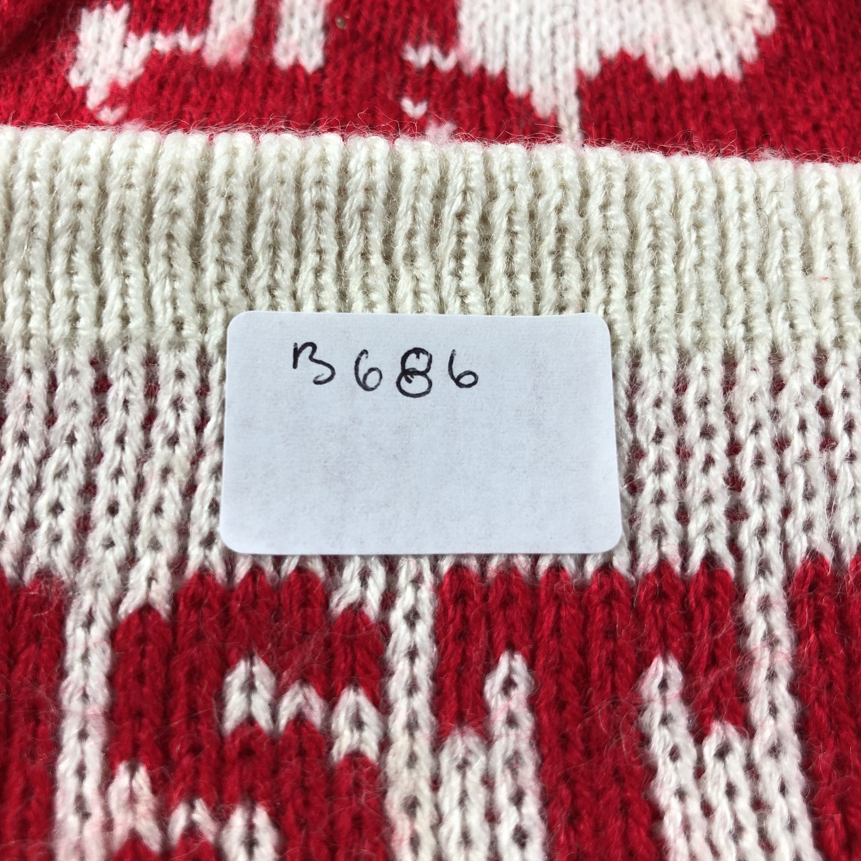 Disney Mickey Christmas Bobble Beanie Snowcap Snow Hat B686 Size ONE SIZE - 7 Thumbnail