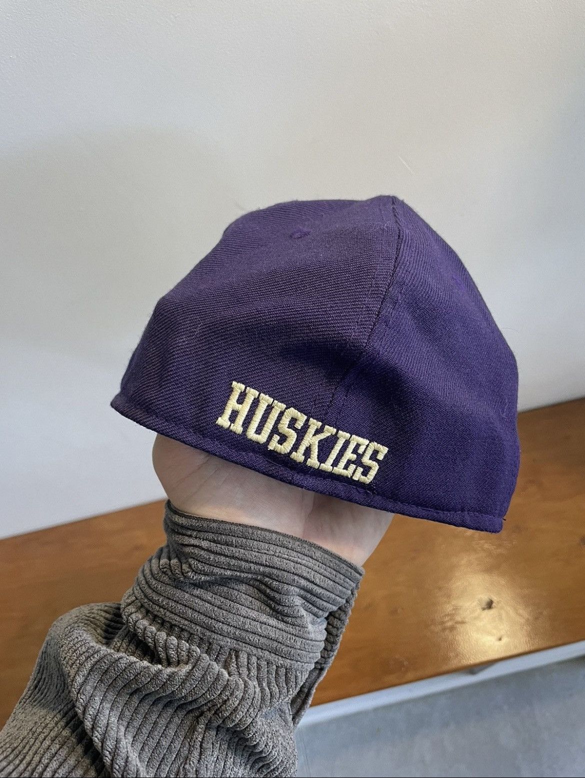 NFL Washington Huskies Hat Size ONE SIZE - 2 Thumbnail