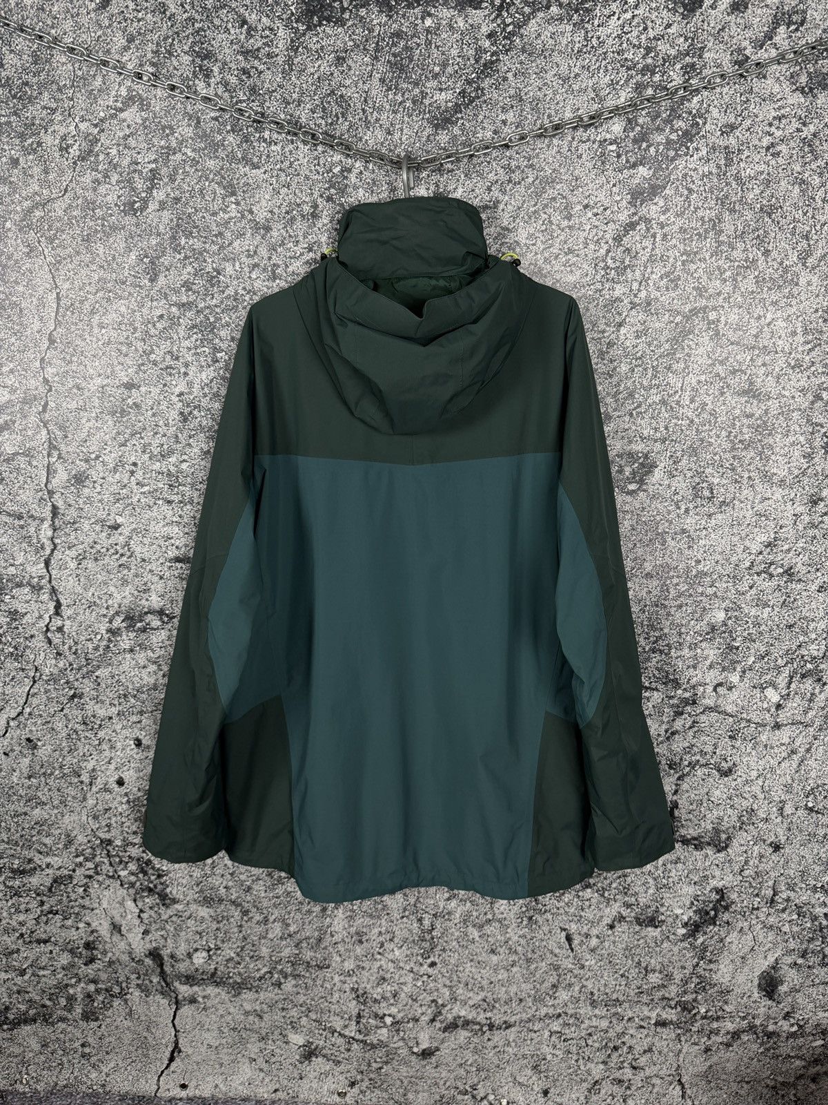 Berghaus Berghaus Gore-Tex Jacket Waterproof Windbreaker Outdoor XXL Size US XXL / EU 58 / 5 - 13 Thumbnail