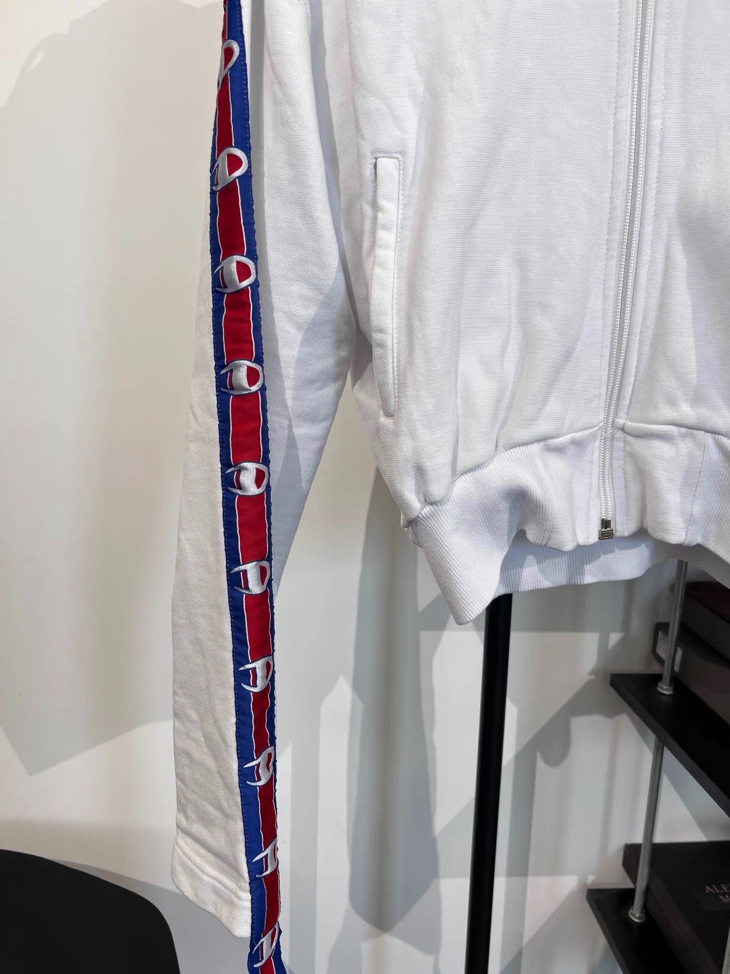 Vetements Vetements X Champion Ribbon Logo Zip Hoodie K35 Size US S / EU 44-46 / 1 - 5 Thumbnail