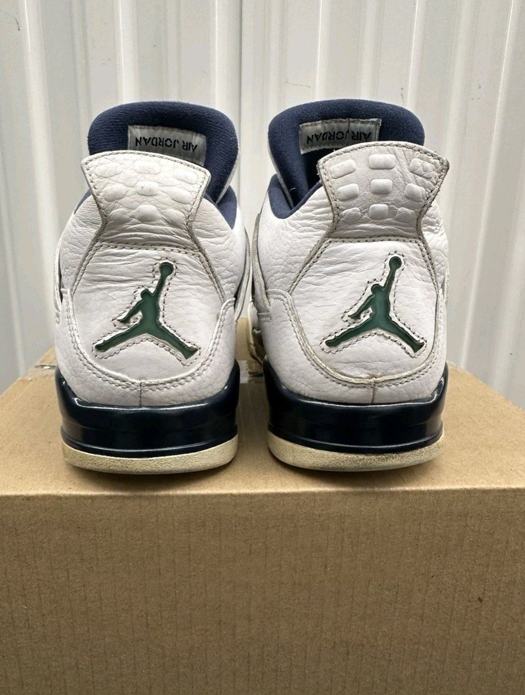 Jordan Brand Nike Air Jordan Retro 4 Legend Blue Columbia Size 10 Men Size US 10 / EU 43 - 5 Thumbnail