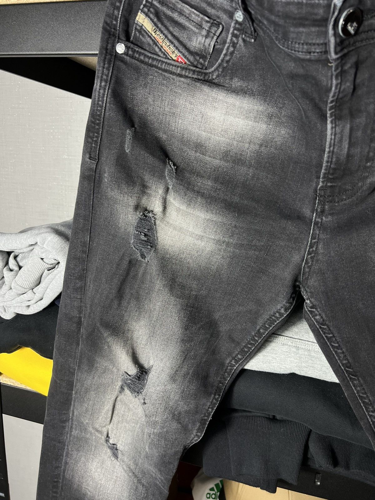 Diesel 👖 Diesel Denim Division Vintage Distressed Slim Jeans Size US 33 - 10 Thumbnail