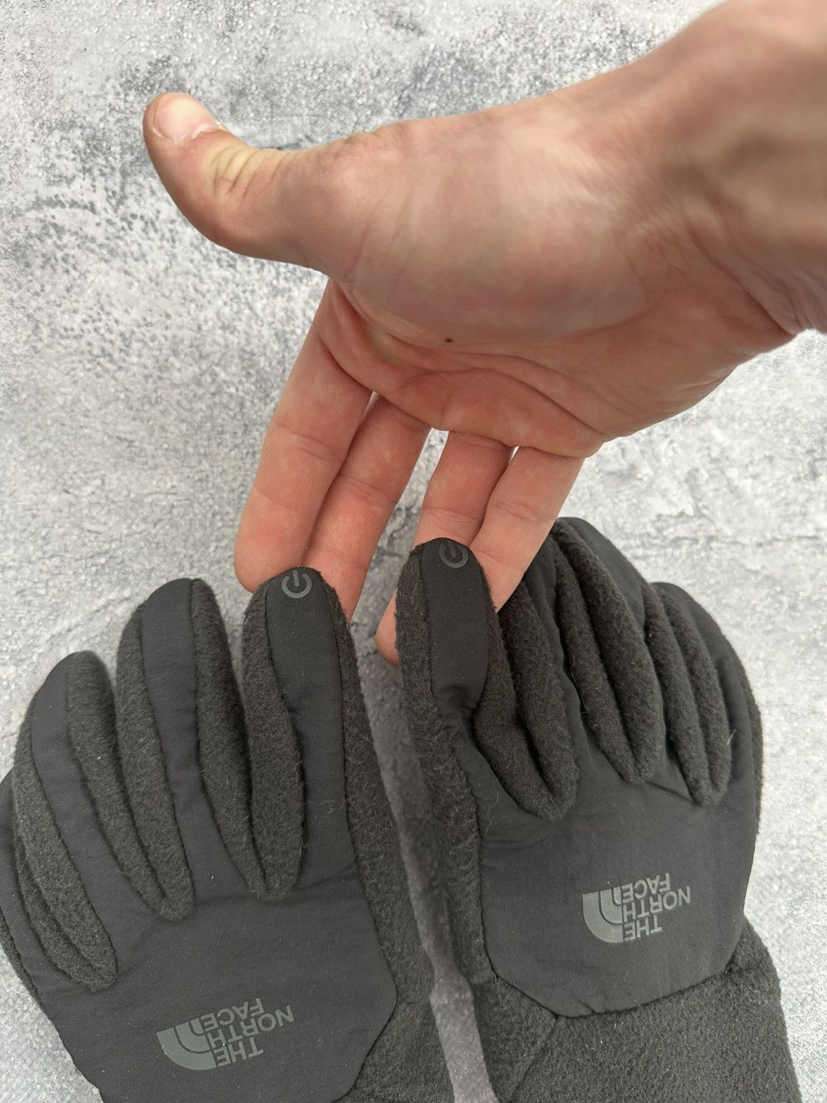 The North Face The North Face Fleece Winter Black Gloves Outdoor Gorpcore Size ONE SIZE - 14 Thumbnail