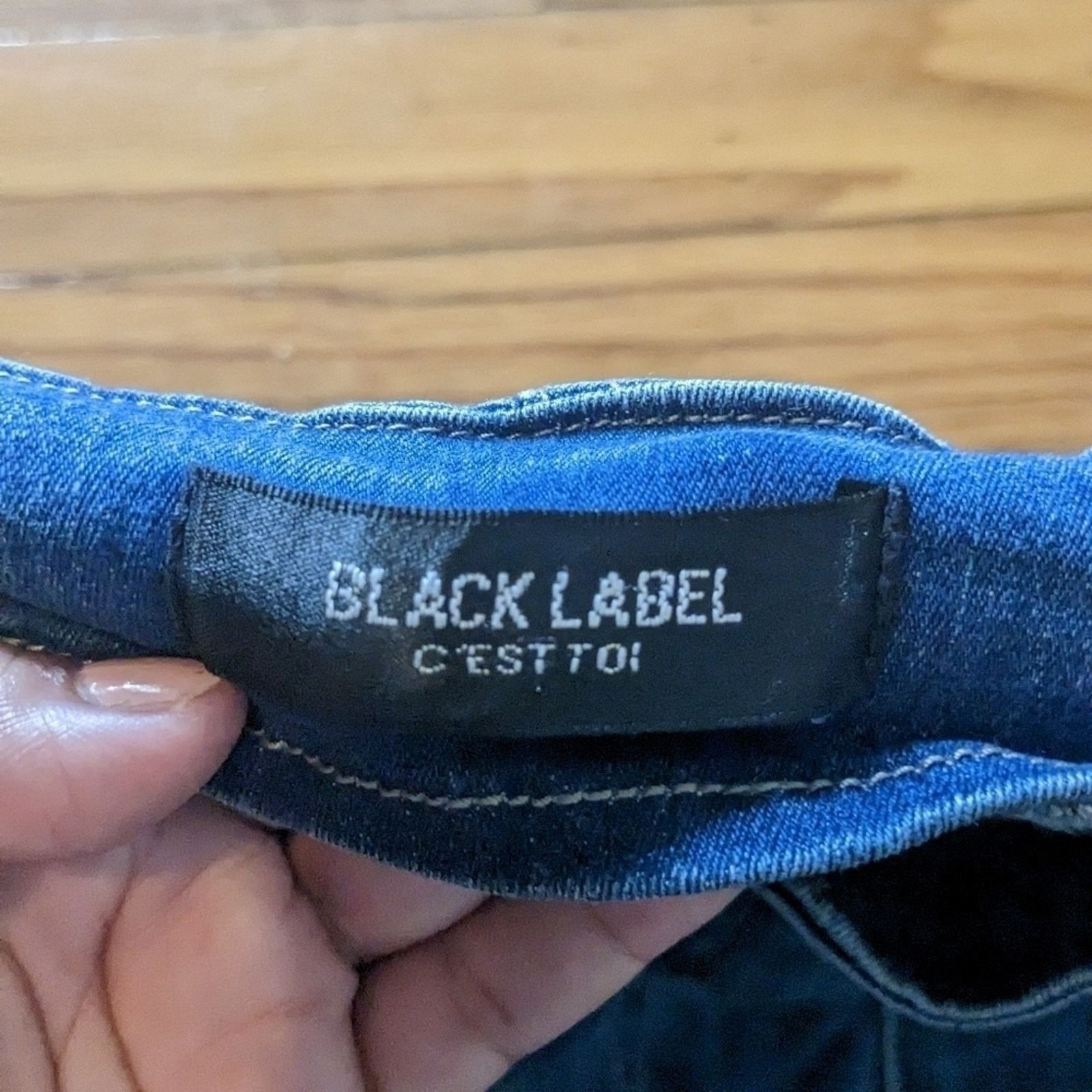Black Label Black Label Cestto Flared Jeans – Size 3 Size 27" / US 4 / IT 40 - 3 Thumbnail