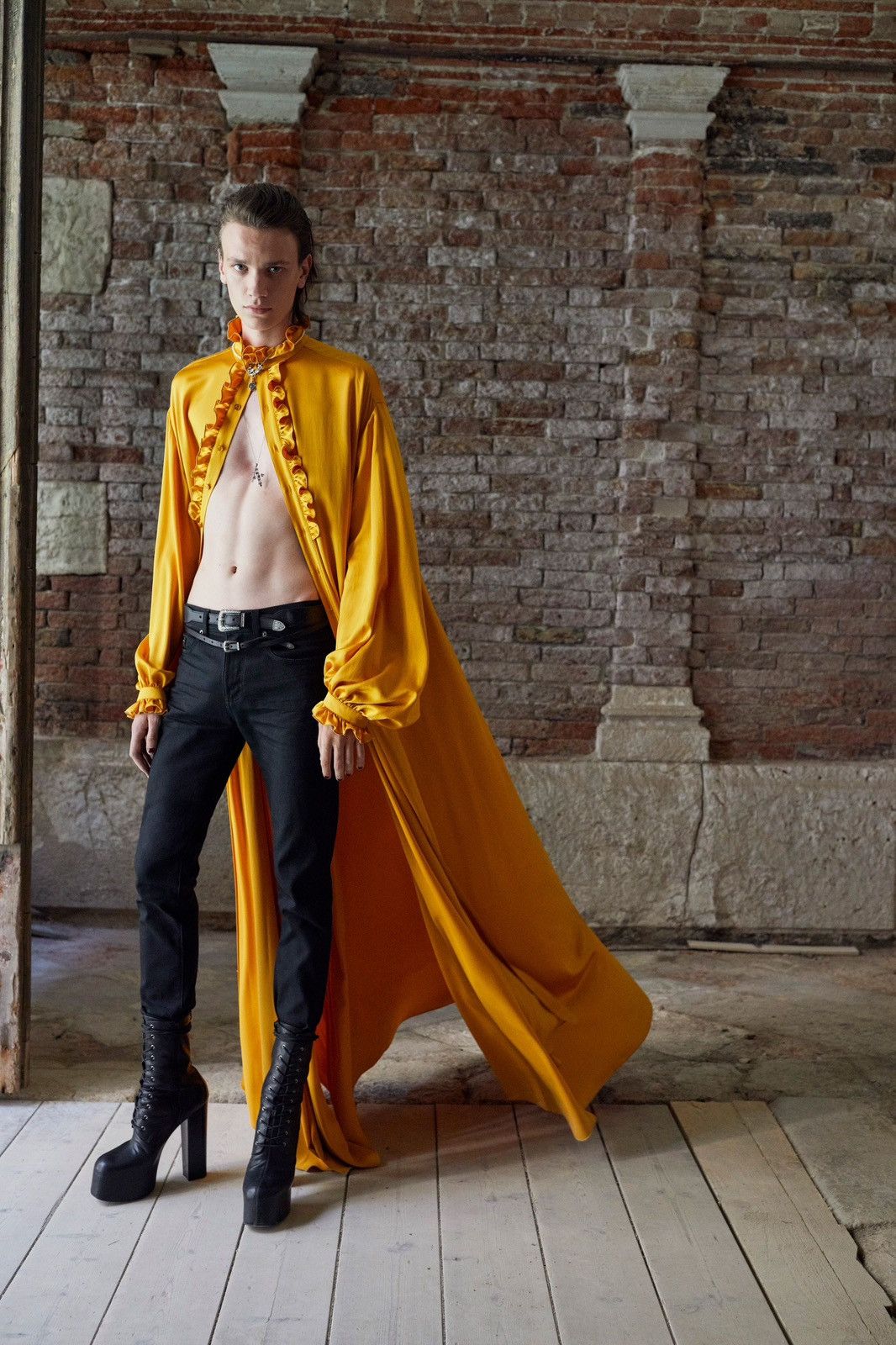 Saint Laurent Paris SS22 Saint Laurent Victorian Gold Silk Cape Size US M / EU 48-50 / 2 - 1 Thumbnail