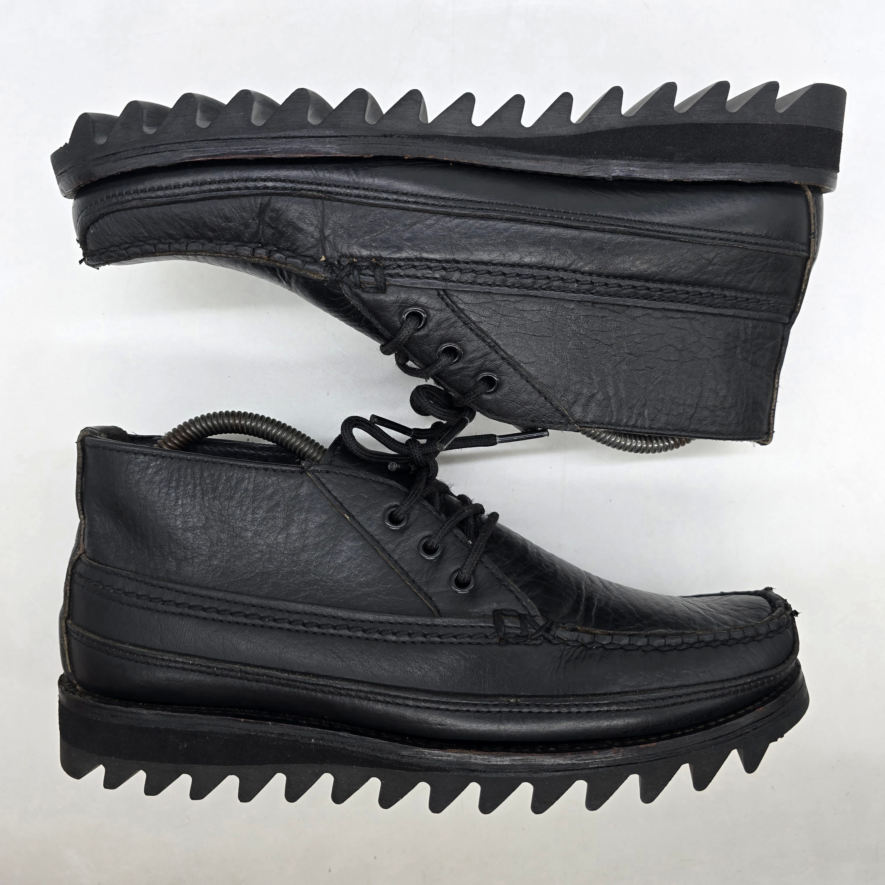 Oak Street Bootmakers Oak Street Bootmakers - Bison Leather Chukka Boot Size US 7.5 / EU 40-41 - 5 Thumbnail
