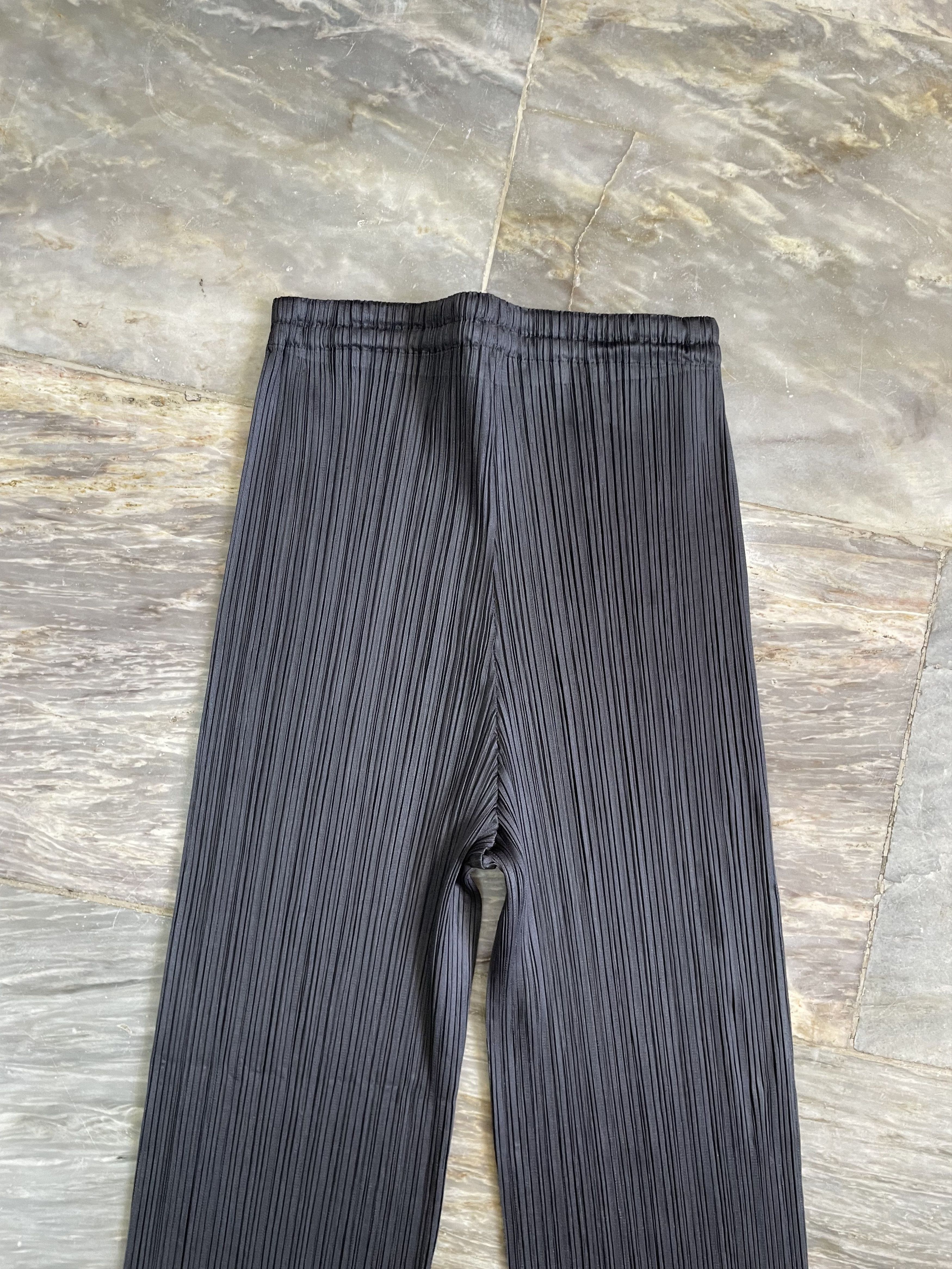 Issey Miyake × Pleats Please Issey Miyake Issey Miyake Pleats Please Pleated Pants Size 23" - 5 Thumbnail
