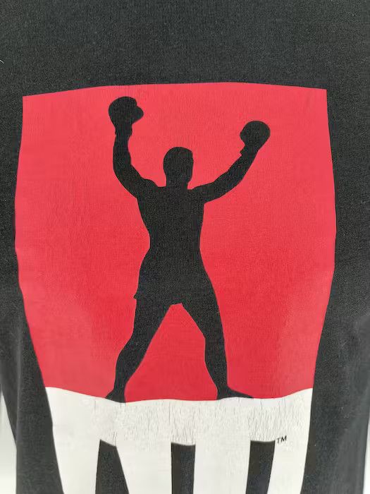 Vintage Y2K The Greatest Muhammad Ali American Boxer Faded Tshirts Size US S / EU 44-46 / 1 - 6 Thumbnail