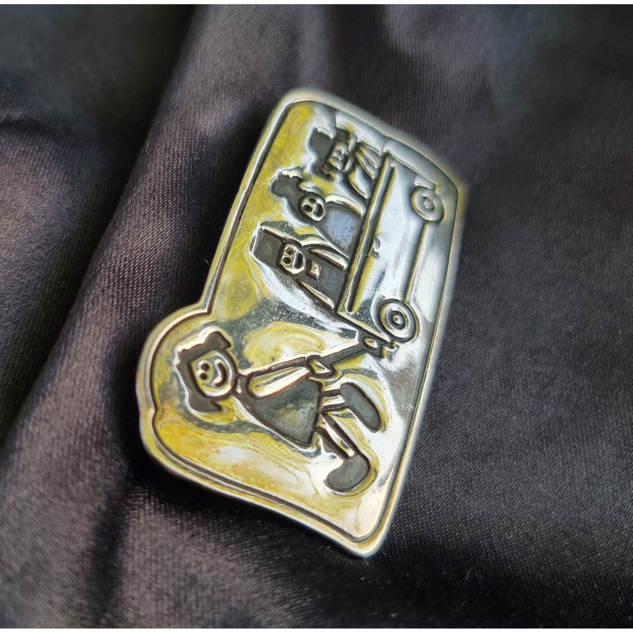 Vintage Vintage EFS Save the Children Signed Sterling Silver Brooch Size ONE SIZE - 4 Thumbnail