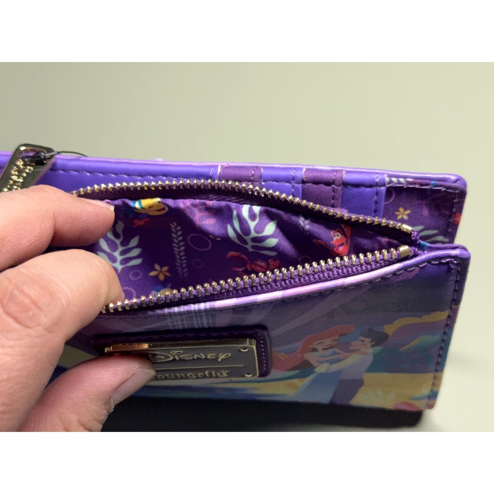 Vintage Loungefly Disney Princess Ariel Castle Collection Wallet Purple One Size Zip-Around Faux Leather Womens Size ONE SIZE - 5 Thumbnail