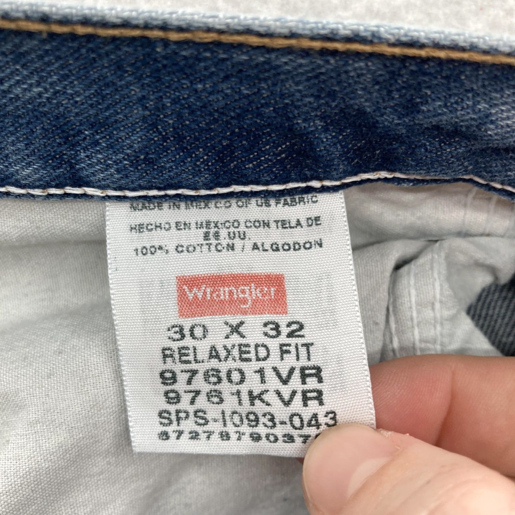 Wrangler Wrangler Jeans Mens 30x32 Blue Five Star Premium Denim Relaxed Fit Workwear NWT Size US 30 / EU 46 - 5 Thumbnail