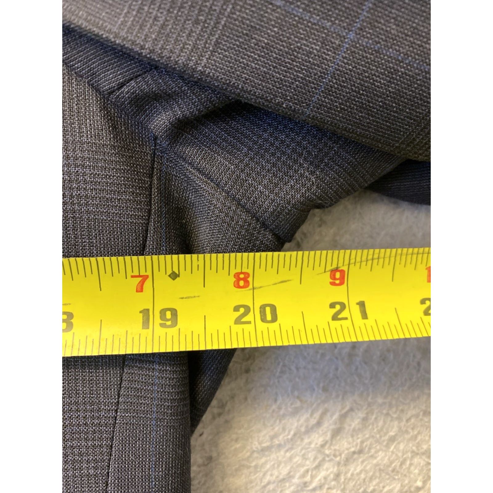 Jos. A. Bank Jos. A. Bank Plaid Wool Blazer Men’s 2 Buttons Jacket Gray / 86-80 Shirt? Size 42R - 4 Thumbnail