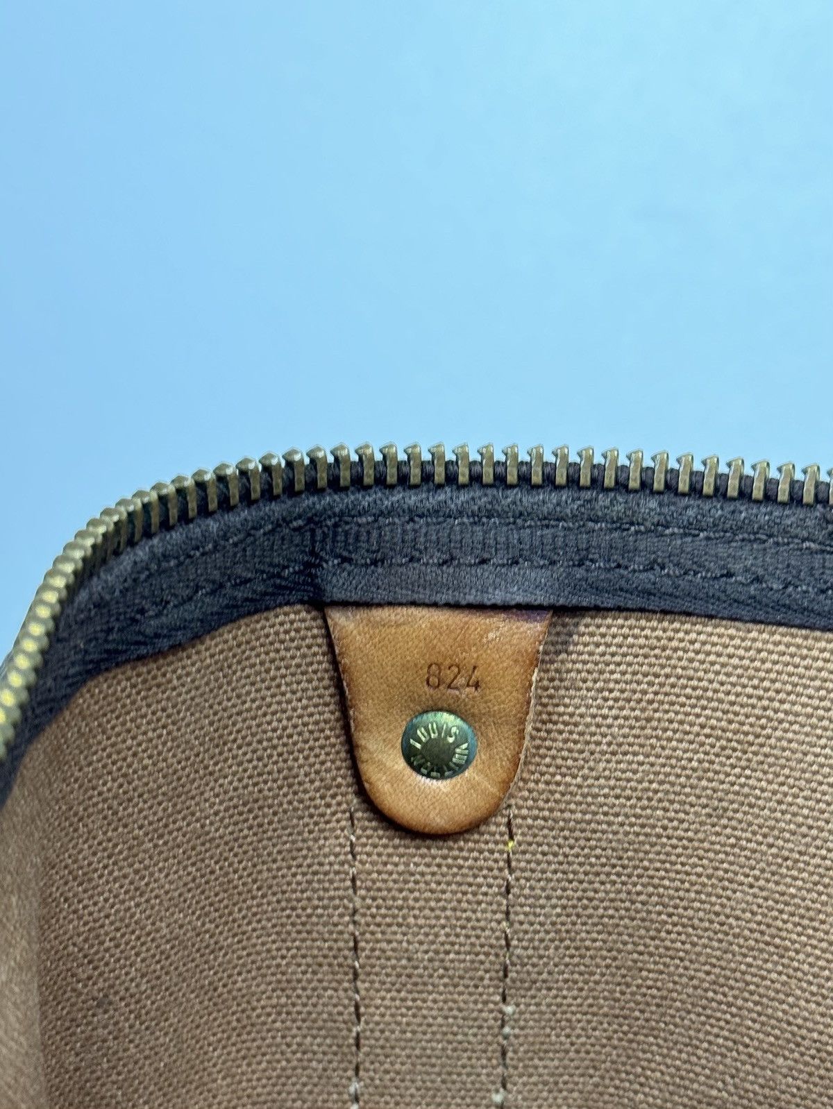 Genuine Leather Luxury travel bag Louis Vuitton Keepall 55 original item Size ONE SIZE - 9 Thumbnail