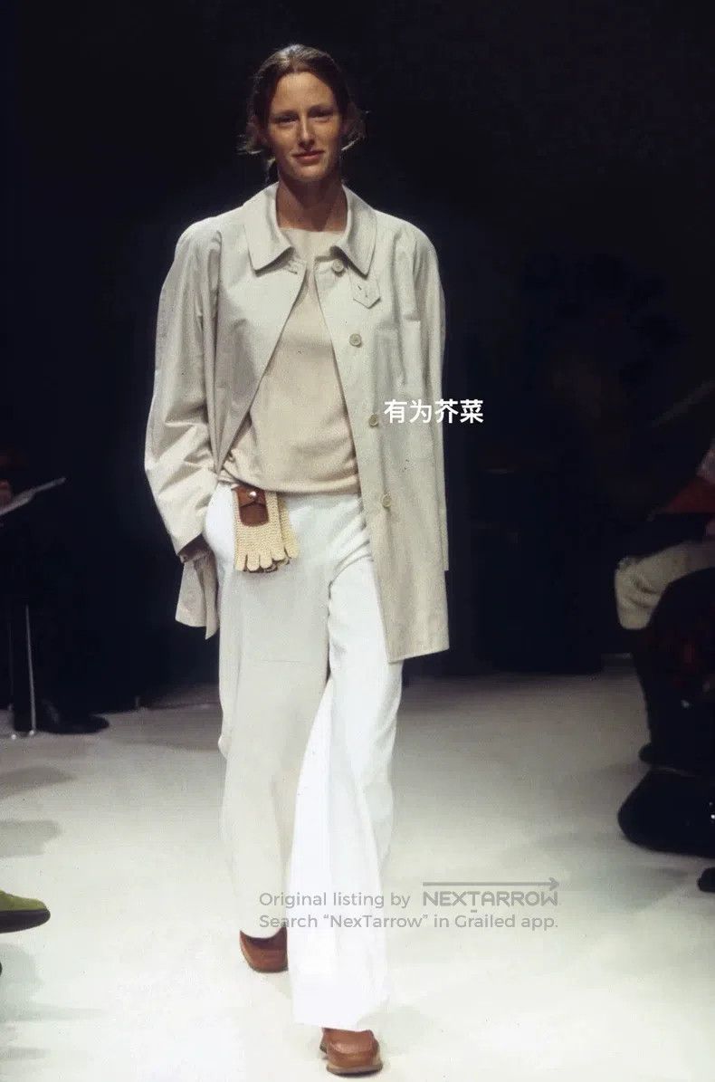 Hermes Hermes Classic beige trench coat from the 2000 runway Size XS / US 0-2 / IT 36-38 - 1 Thumbnail