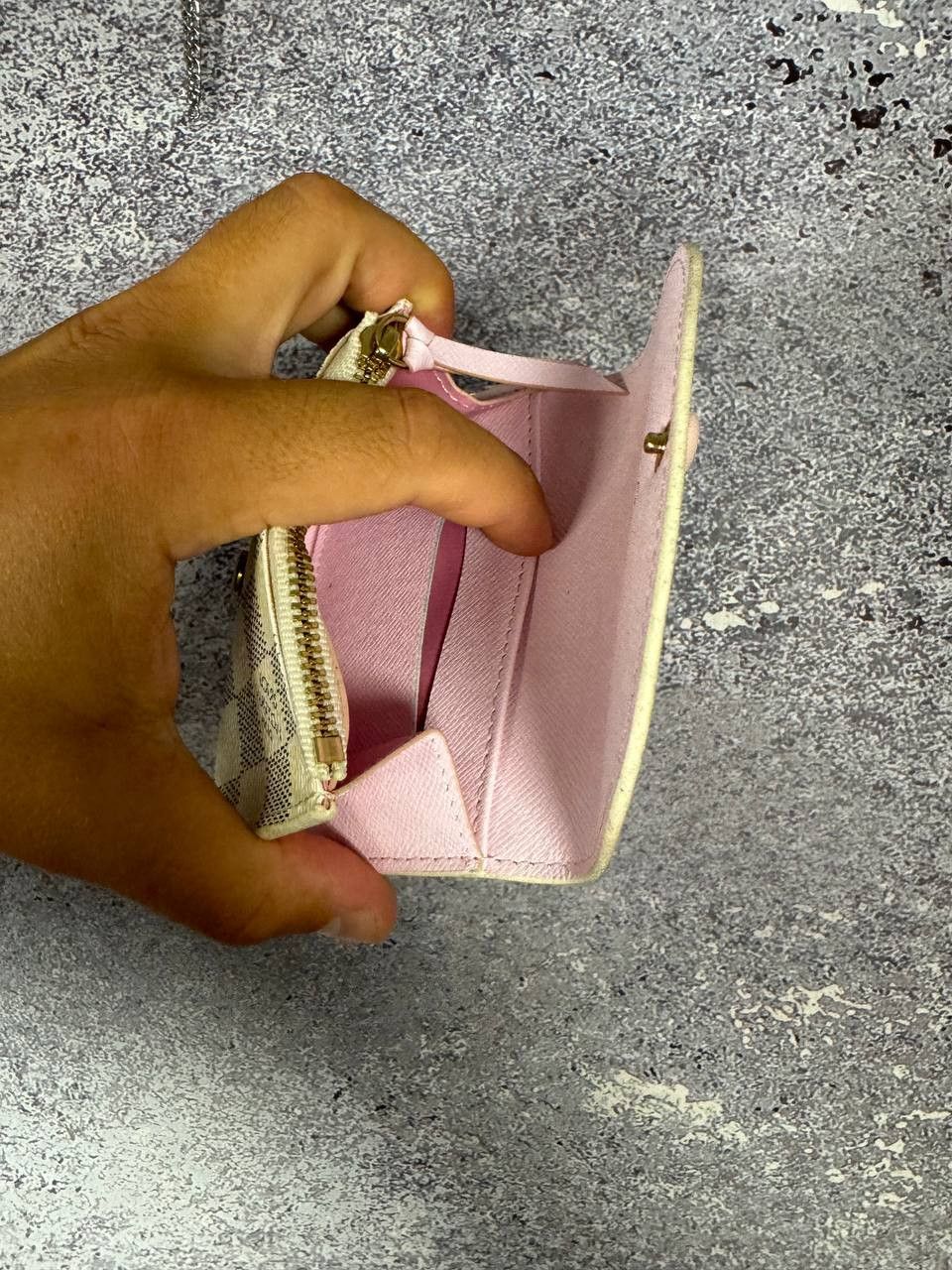Louis Vuitton Louis Vuitton Damier Azur Canvas Wallet with Pink Button Size ONE SIZE - 12 Thumbnail