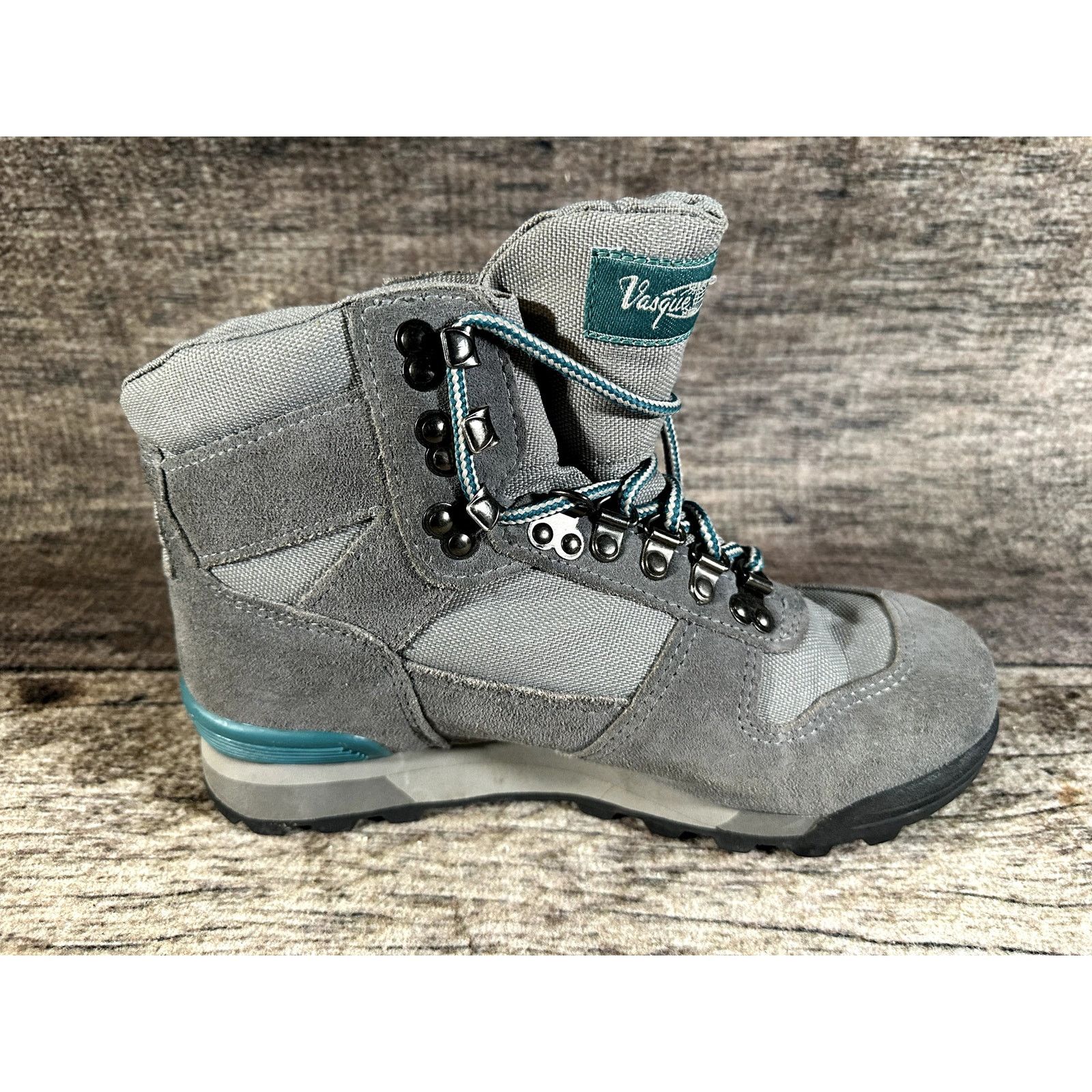 Vasque Vasque Clarion GoreTex Hiking Suede Boots 7567-1 Womens 8.5 Size US 8.5 / IT 38.5 - 9 Thumbnail
