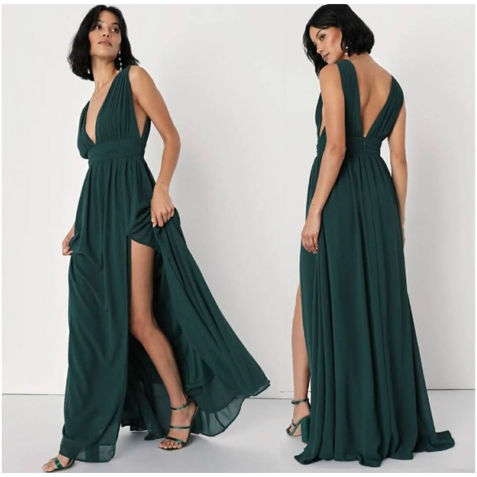 Lulus Lulus Emerald Green Maxi Dress Plunging Neckline size L Size L / US 10 / IT 46 - 1 Thumbnail